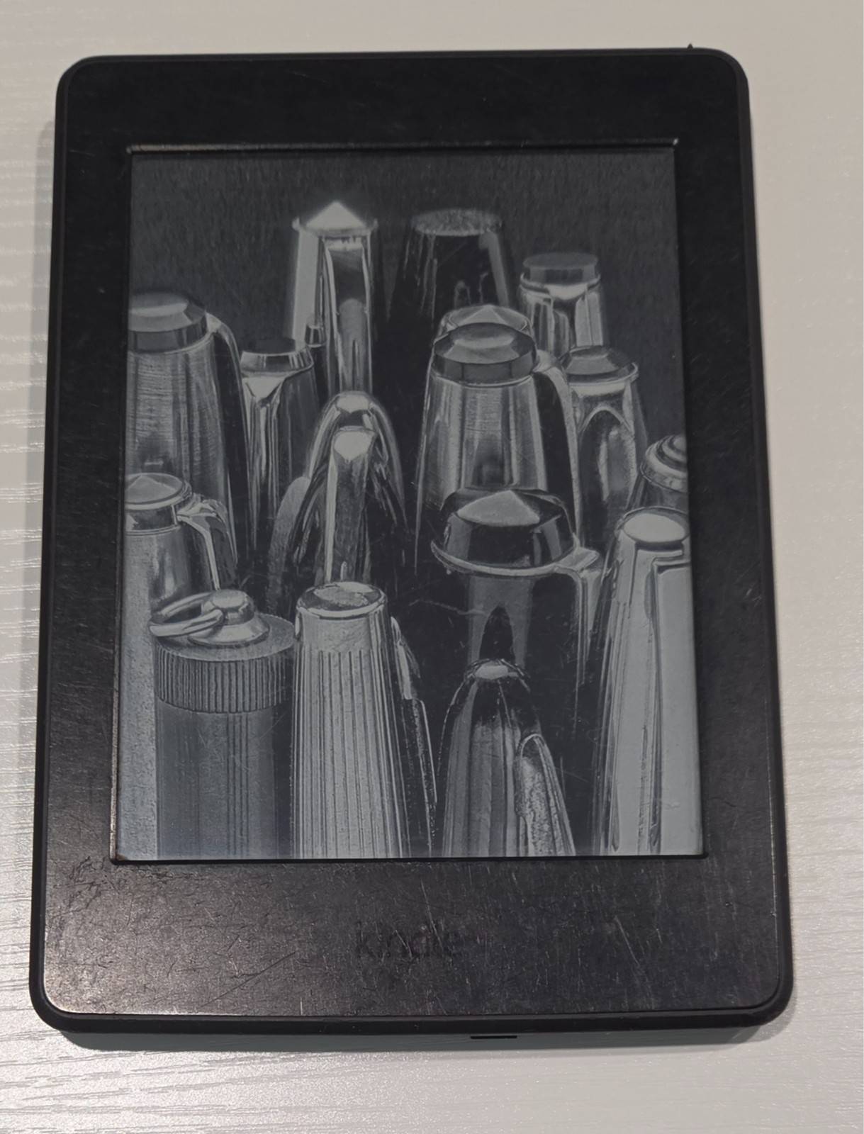 Amazon Kindle Paperwhite 3rd (7th Generation) 6in, Black - [Scratch & Dent]