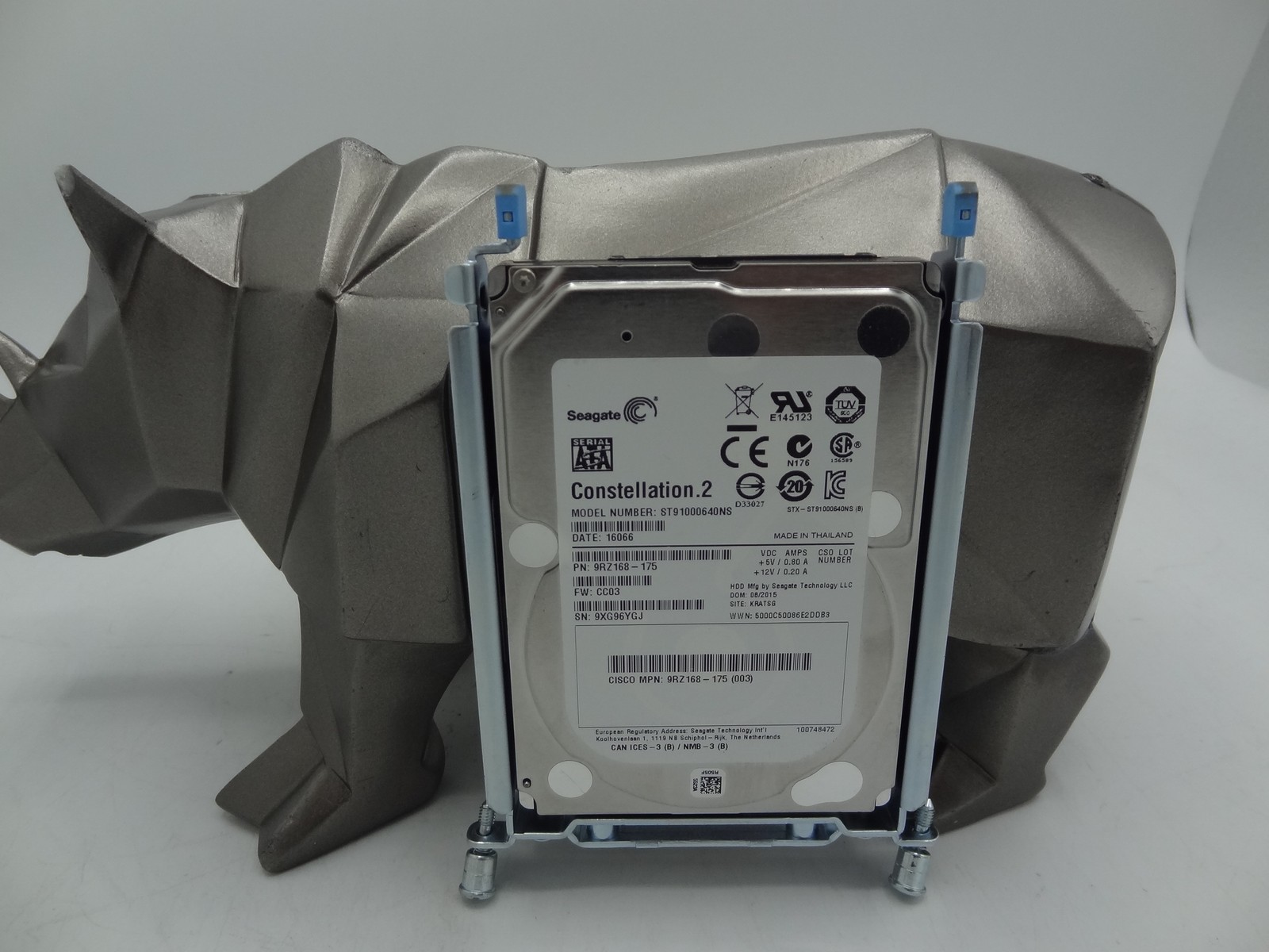 Cisco E100D-HDD-SATA1T 1TB 7.2K 6Gbps 2.5in SATA Drive