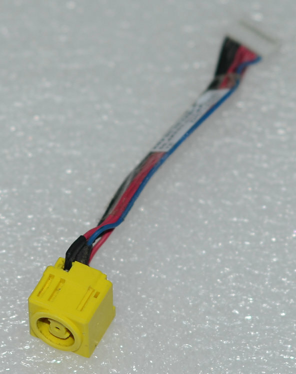 1PC For   ThinkPad W520 W530 Power jack flat port 50.4KE09.011 KN3 DC IN CABLE 