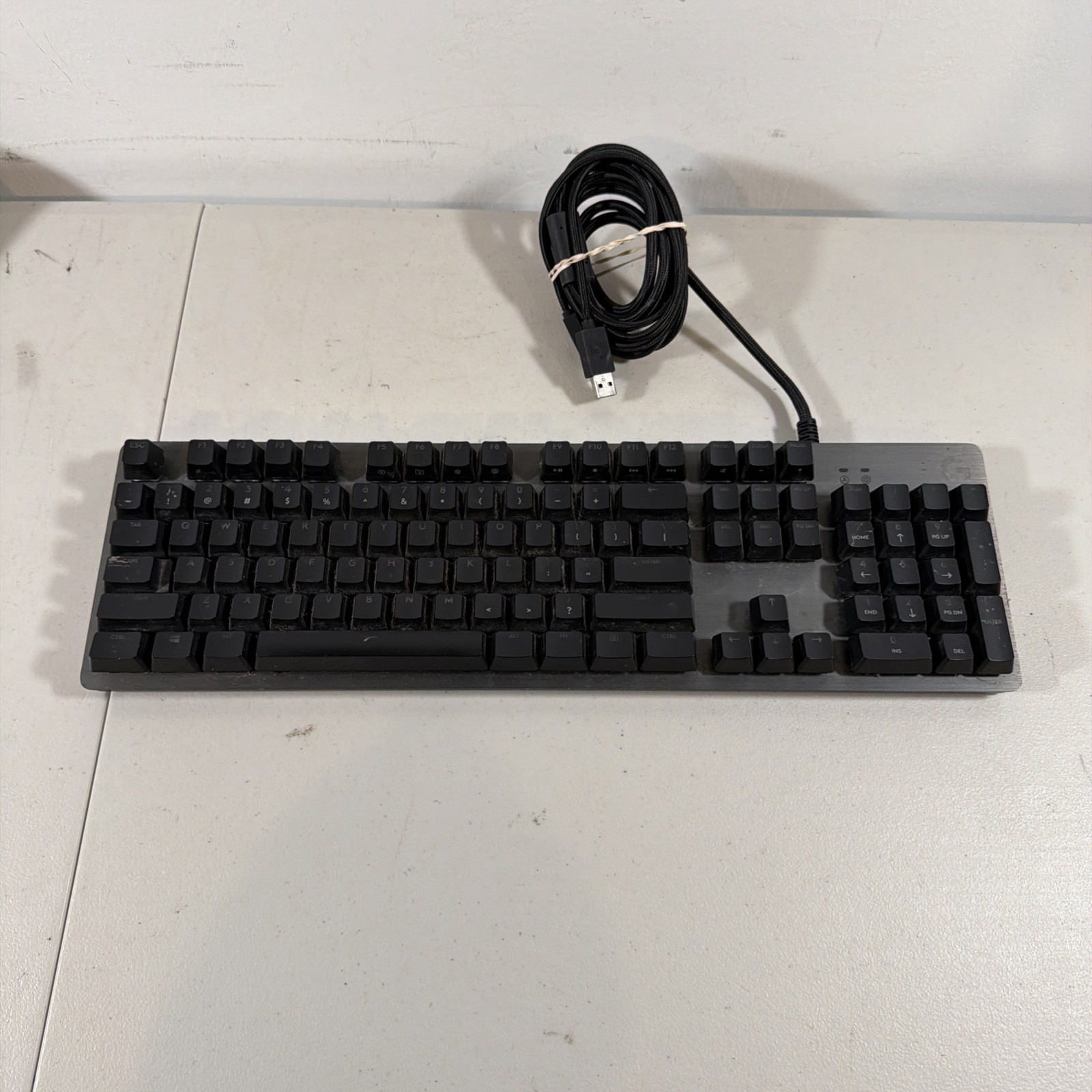 Logitech G513 Carbon GX Blue Y-U0034 USB-A Wired RGB Mechanical Gaming Keyboard