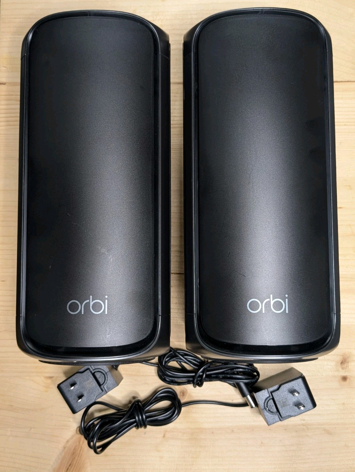 Netgear Orbi WiFi 7 Mesh Router And Satellite RBE970 And RBE971