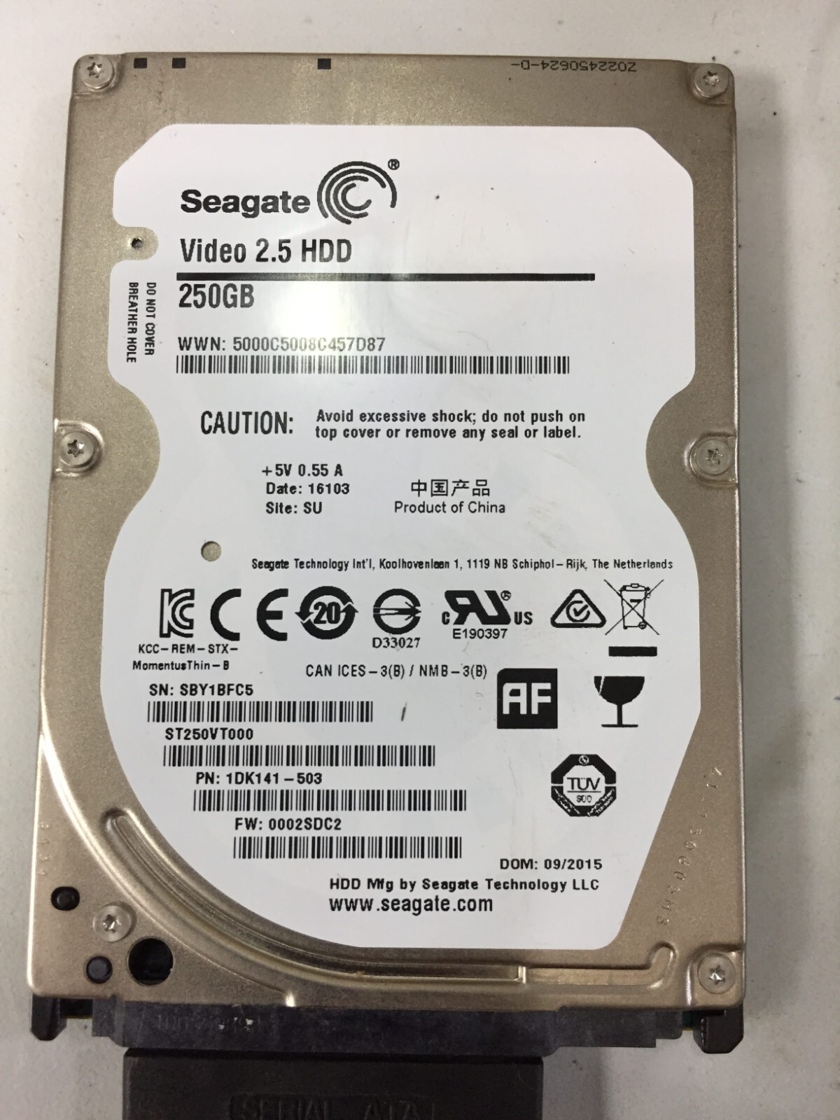 SEAGATE  2.5 250GB 5400RPM SATA 6GBPS 16MB CACHE GRADE B 1DK141-503