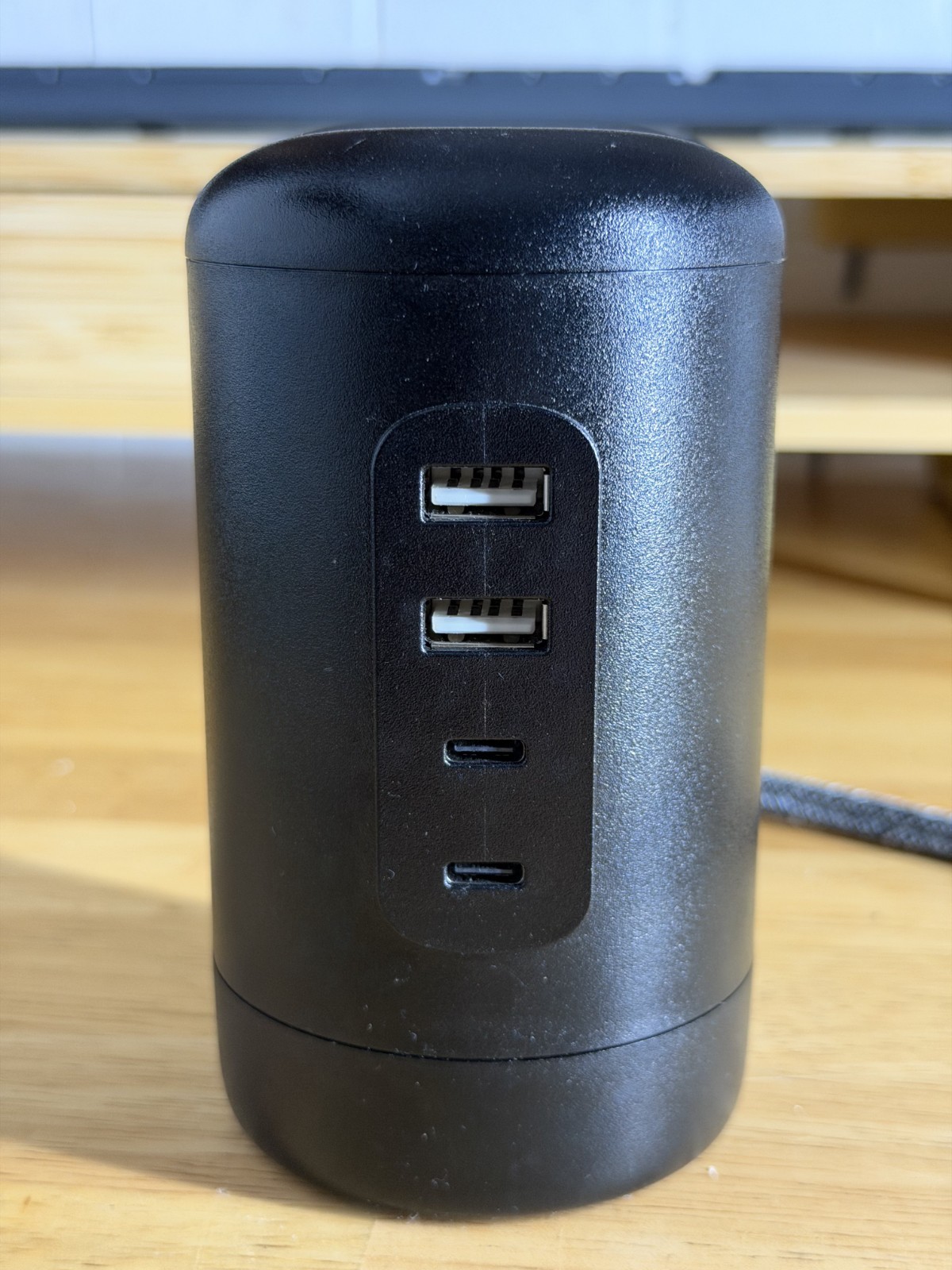 GE UltraPro Desktop Charging Station With 4 USB Ports And 5 Foot Cord (Black)