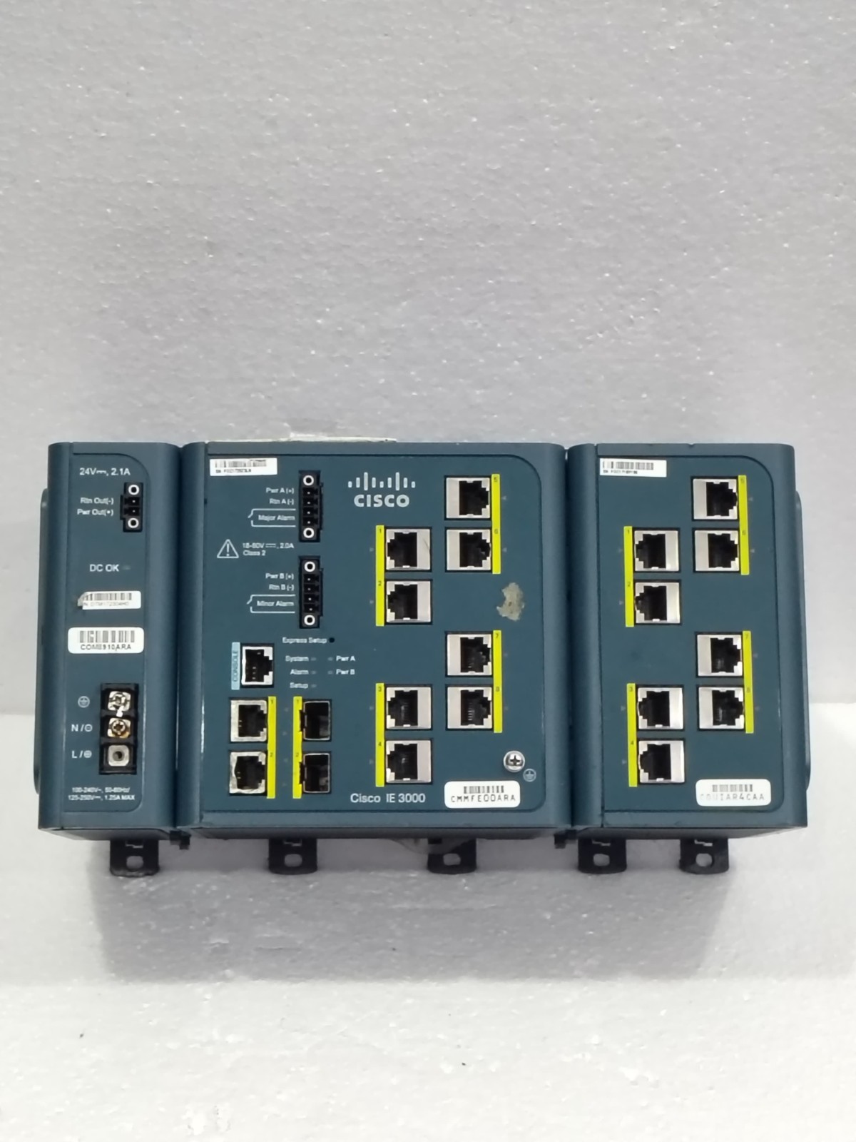 Cisco IE-3000-8TC V02 Industrial Ethernet Switch with Expansion Power Module