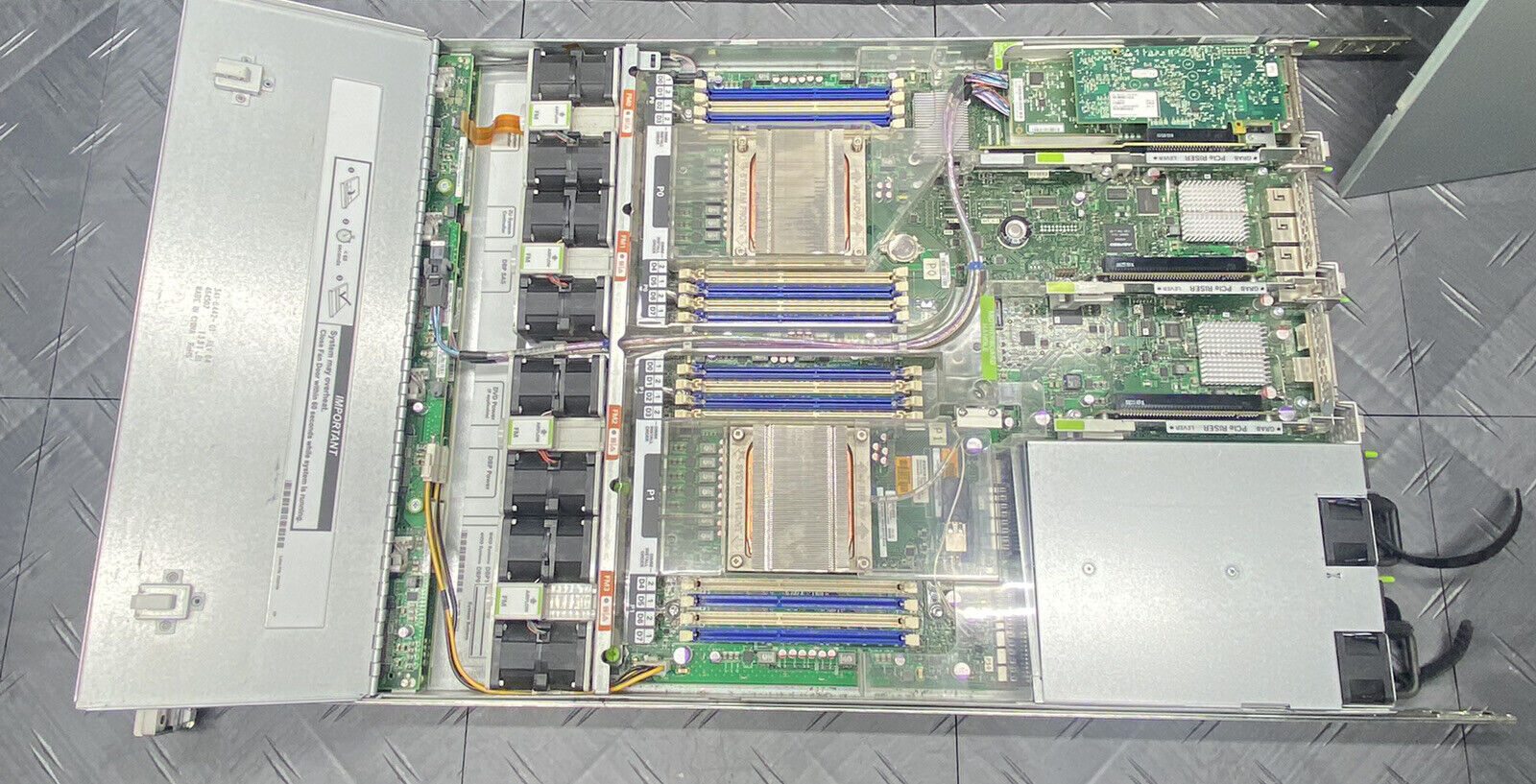 SUN ORACLE X4-2 Sun Server 2x Intel Xeon 2.7 GHz Server (HD & RAM Removed)