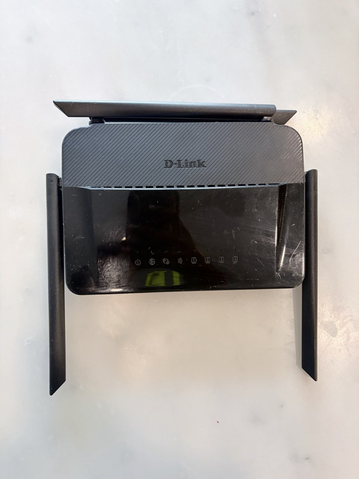 D-Link DIR-842 AC1200 Dual Band WiFi Gigabit Wireless Router 4 Antennas