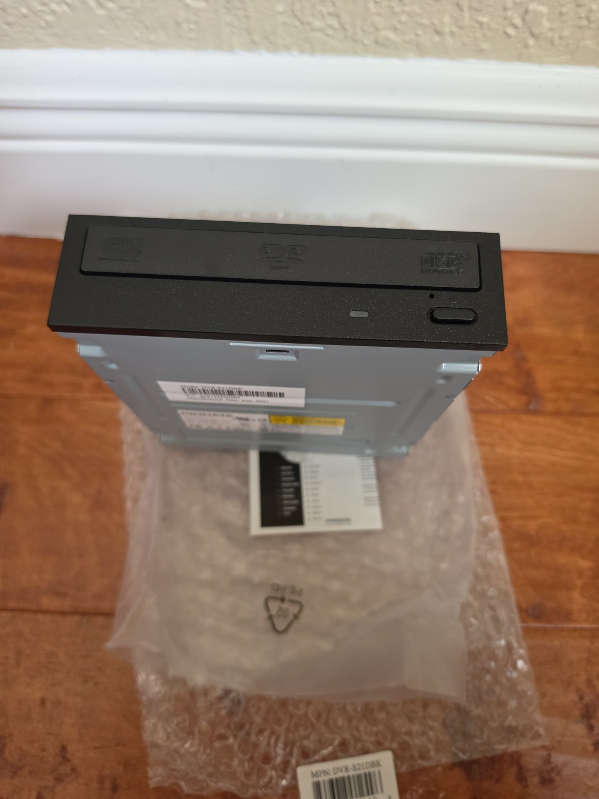 PioData SATA CD DVD Internal Super Multi Drive Optical Drives Burner DVR-S21DBK