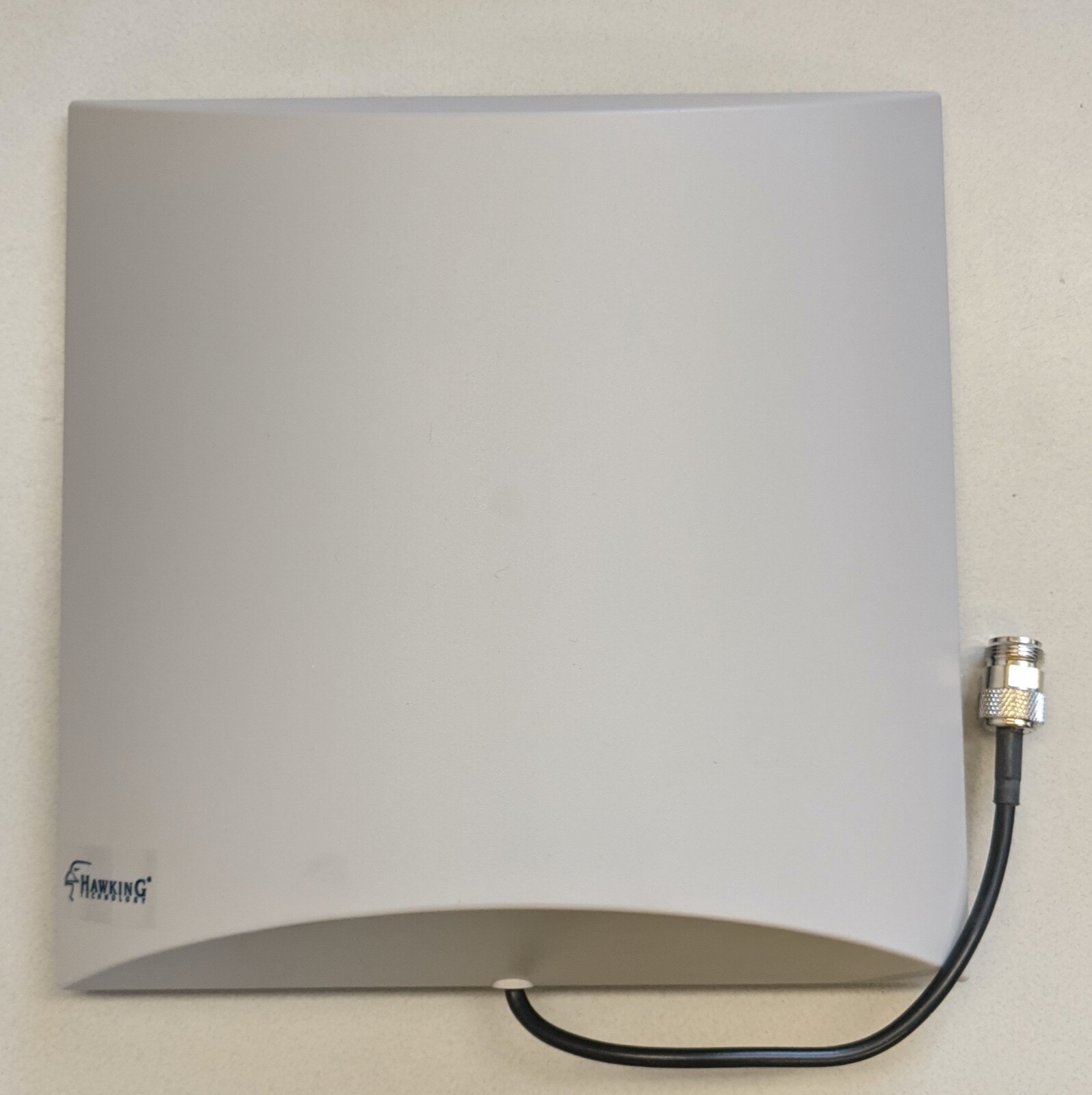 Hawking Technology Hi-Gain Directional 2.4 Ghz 14dBi Outdoor Antenna Kit