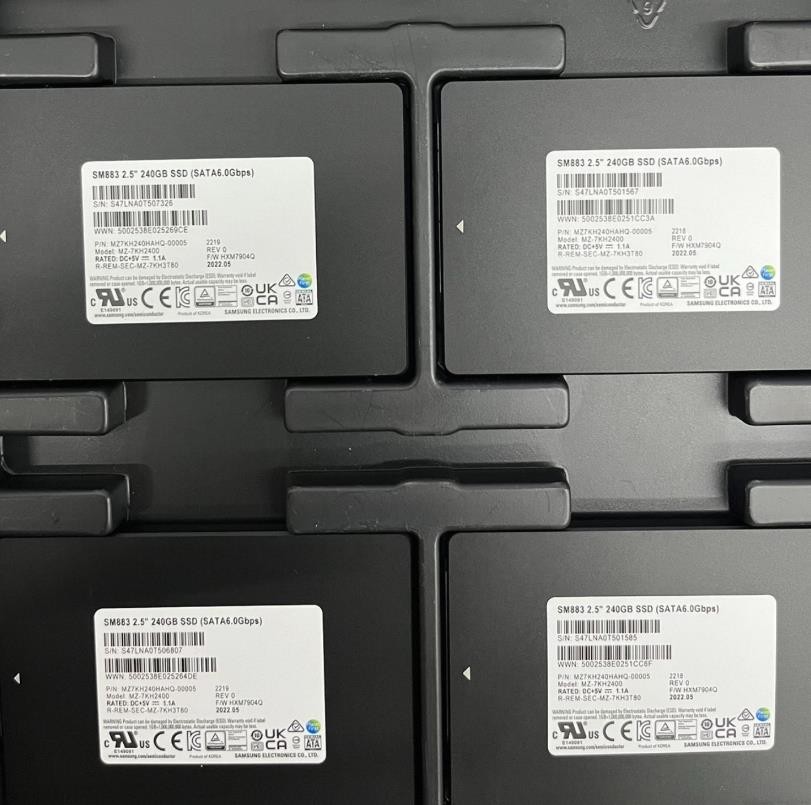 New Samsung SM883 240GB SSD 2.5" MZ-7KH2400 SATA 6.0 Gbps MZ7KH1T9HAHQ-00005