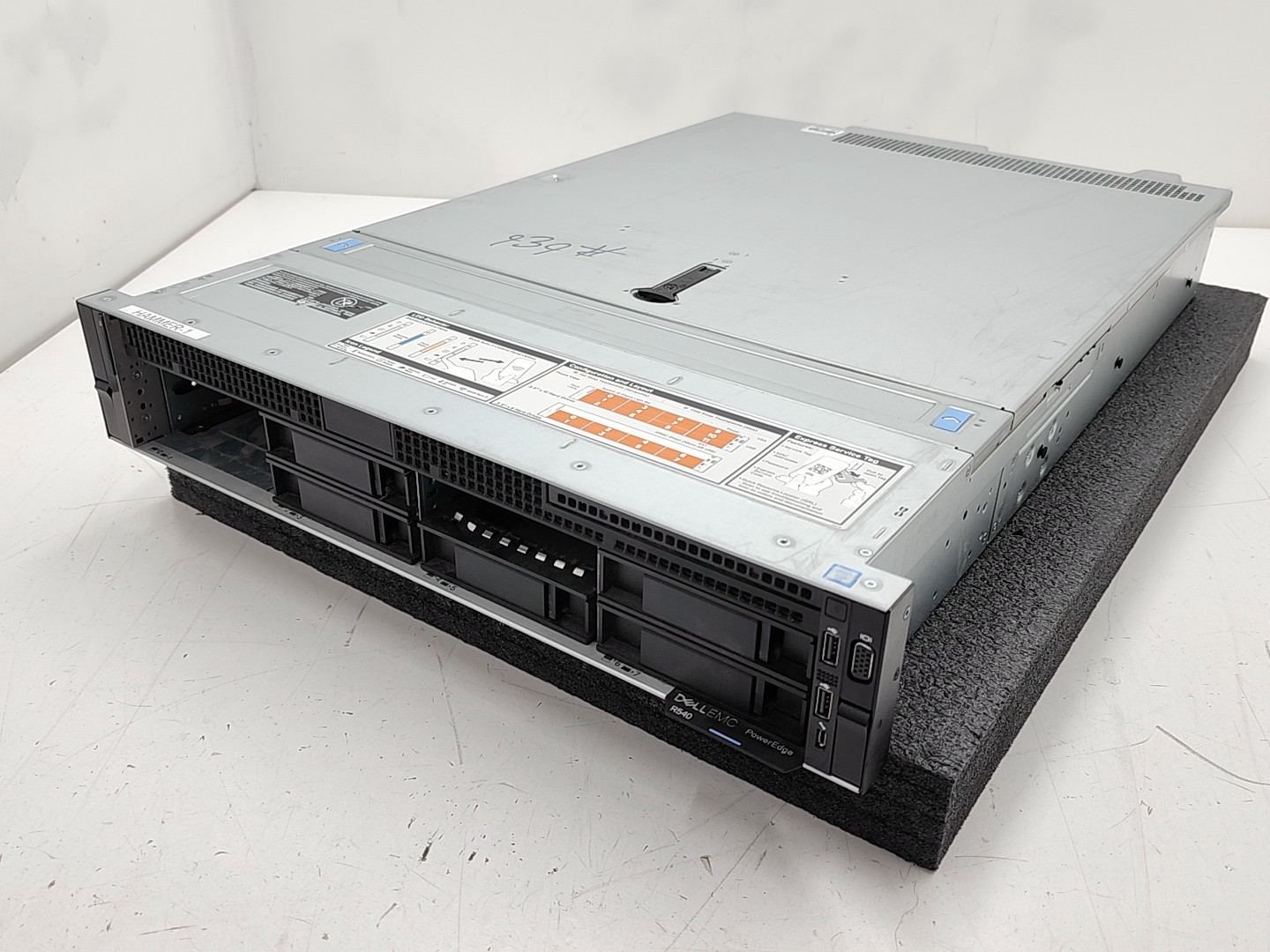 Dell EMC PowerEdge R540 Rack Server 32GB SK Hynix 2x Xeon Bronze 3104 CPU 8x LFF