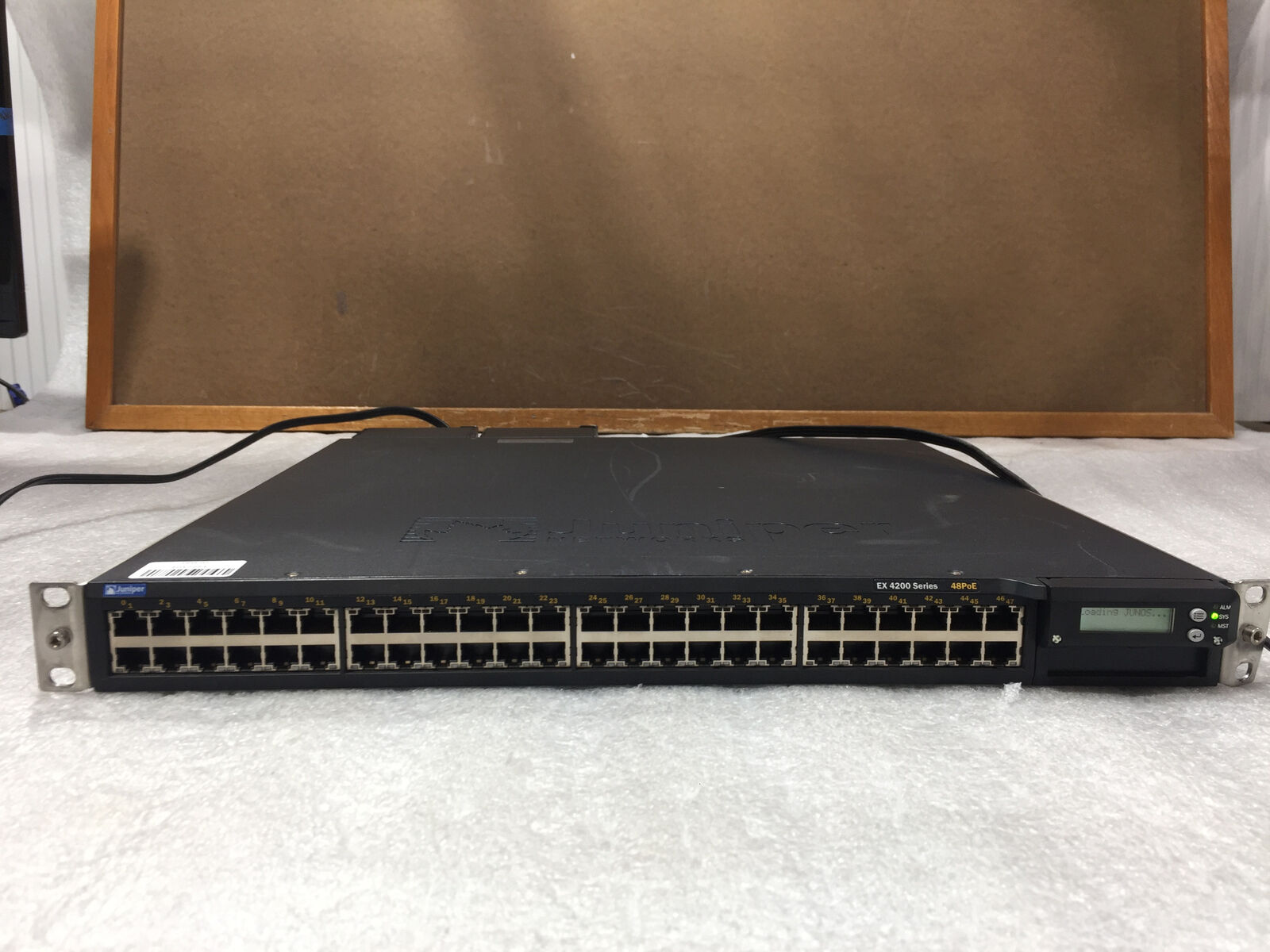 Juniper Networks EX4200 Series 48PoE+ 48-Port Gigabit Ethernet Switch, Reset