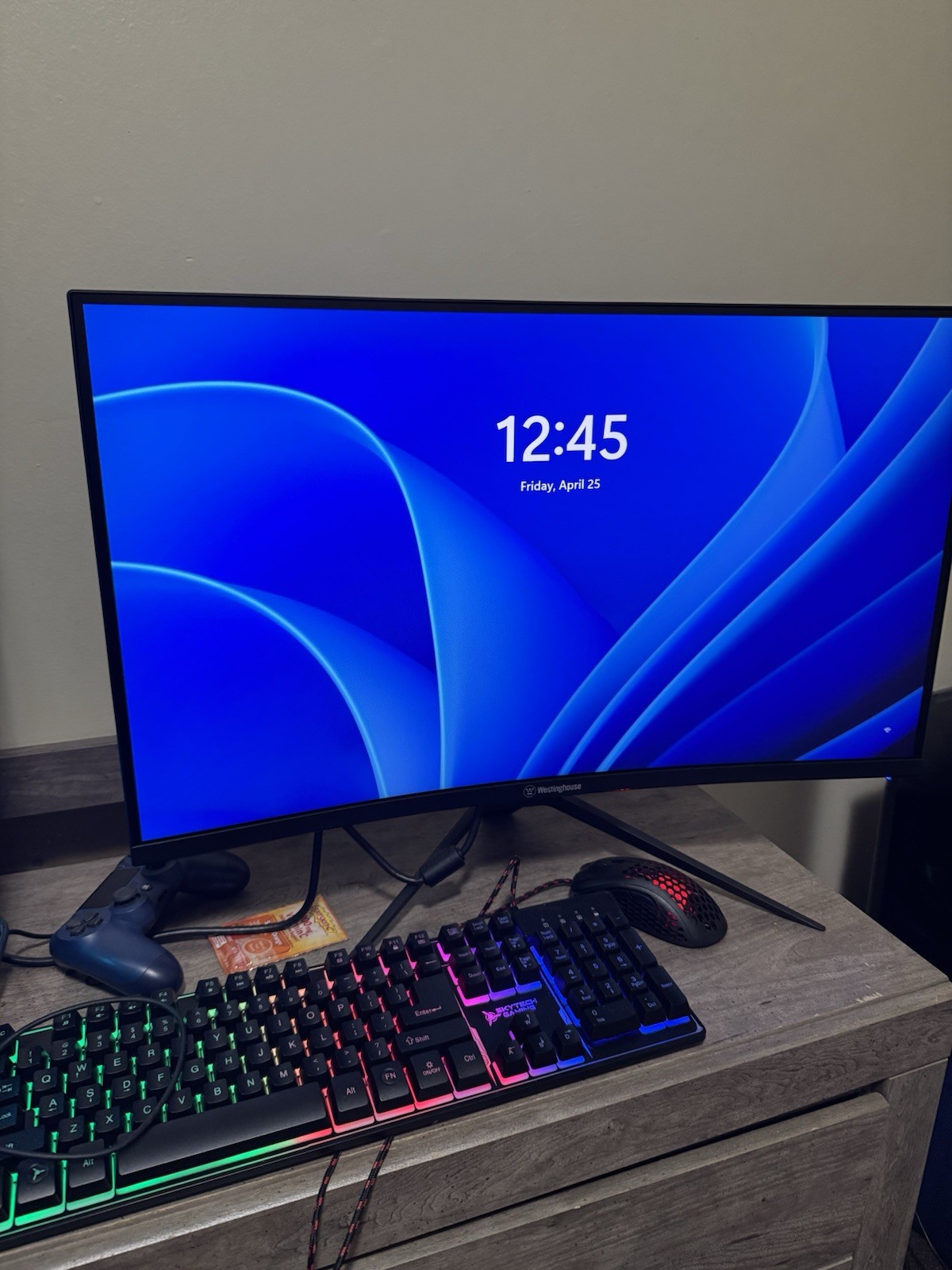 Pc for sale , I paid $2,800 , it’s from sky tech gaming , brand new