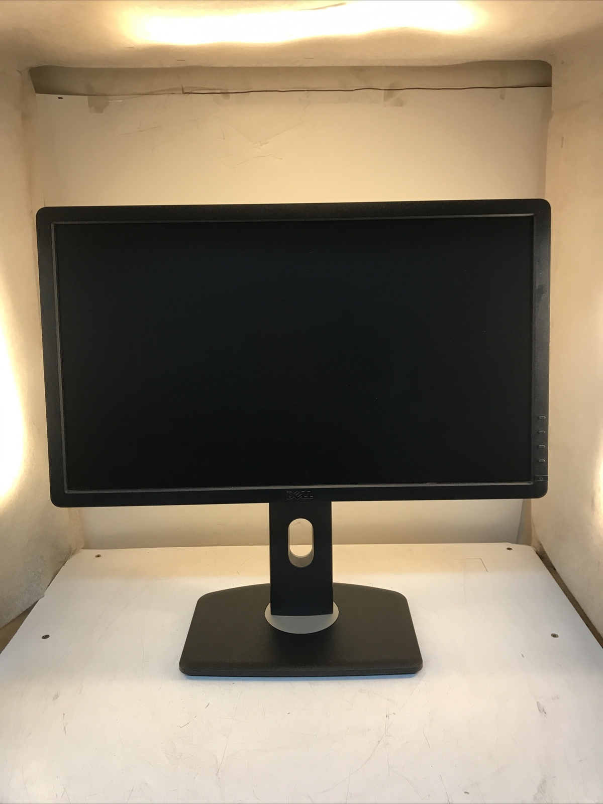 Dell P2212Hb Black 22" Widescreen LCD/LED Monitor W/Stand tested working
