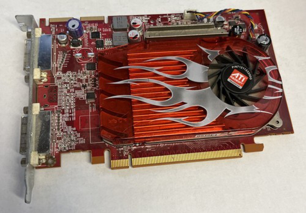 GENUINE Apple Mac Pro ATI HD 2600 XT 256MB Display Card 630-9412 RV630 Macpro Te