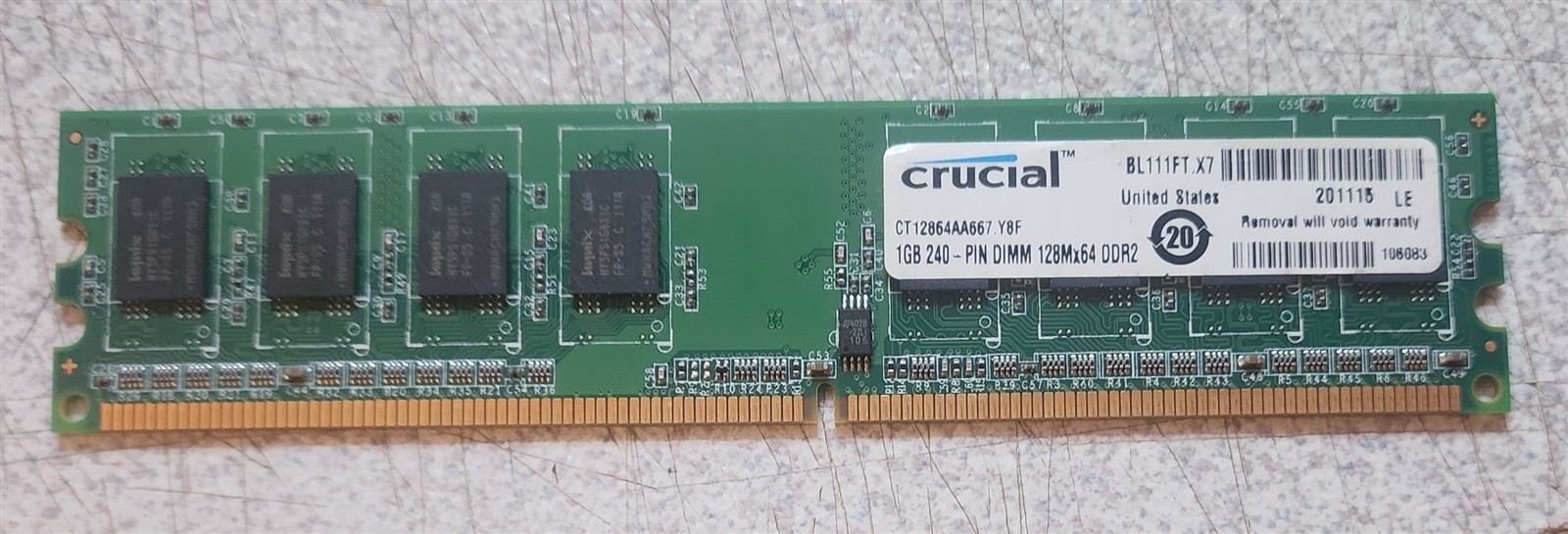 Crucial 1gb DDR2 128Mx64 Desktop RAM Module CT12864AA667.Y8F