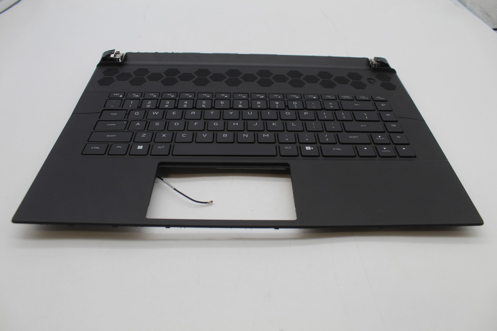 Alienware M16 R1 Laptop Palmrest W/ Backlit US Keyboard NC97W PC1594096