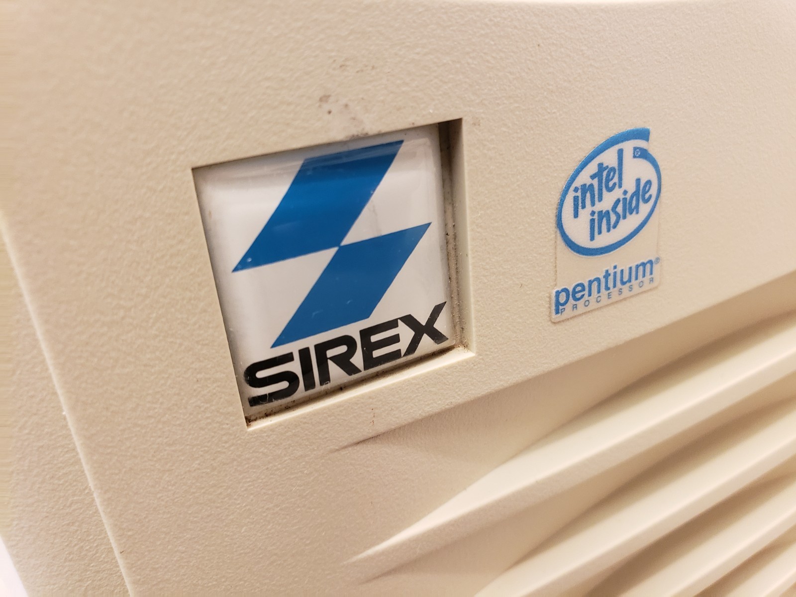 Vintage Original Sirex Clone PC DX9 Win95 Pentium 166MHz Retro Survivor Computer