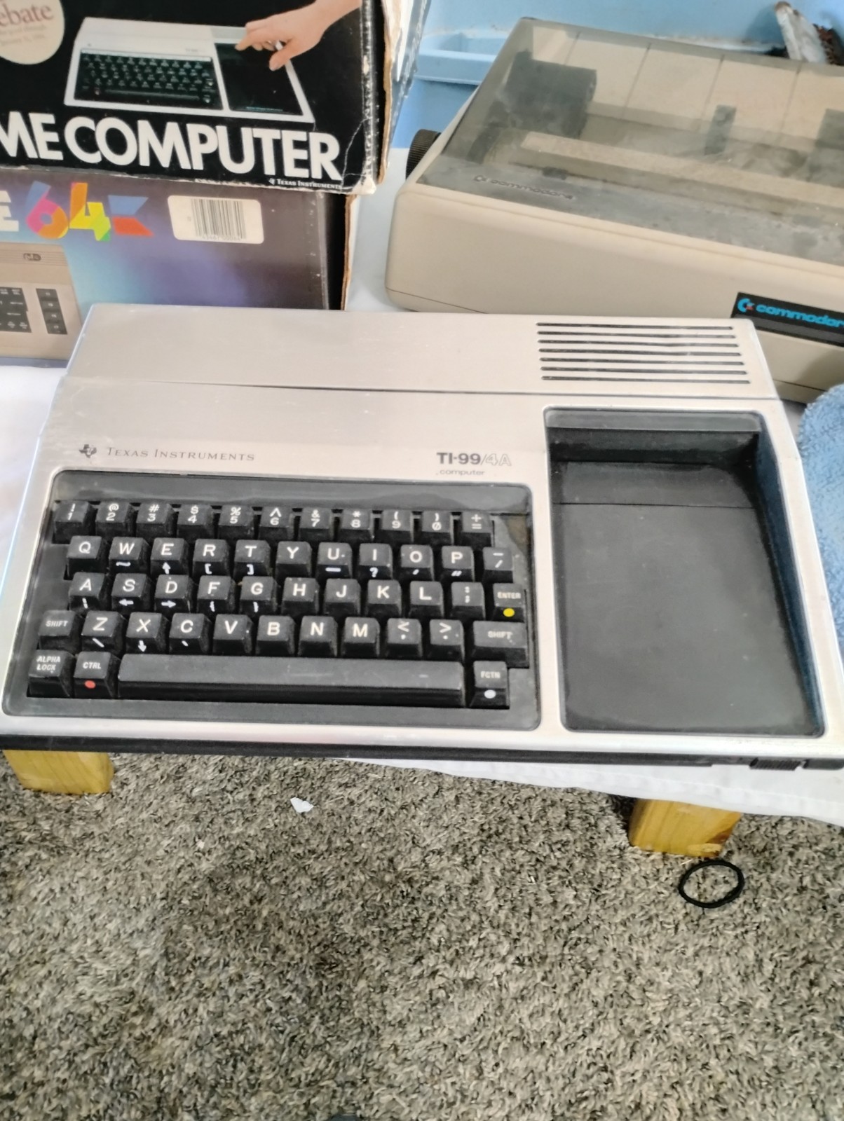 🔥REAR VTG SS Texas Instruments TI99 /4a Home Computer +  Cables / No Power Cord