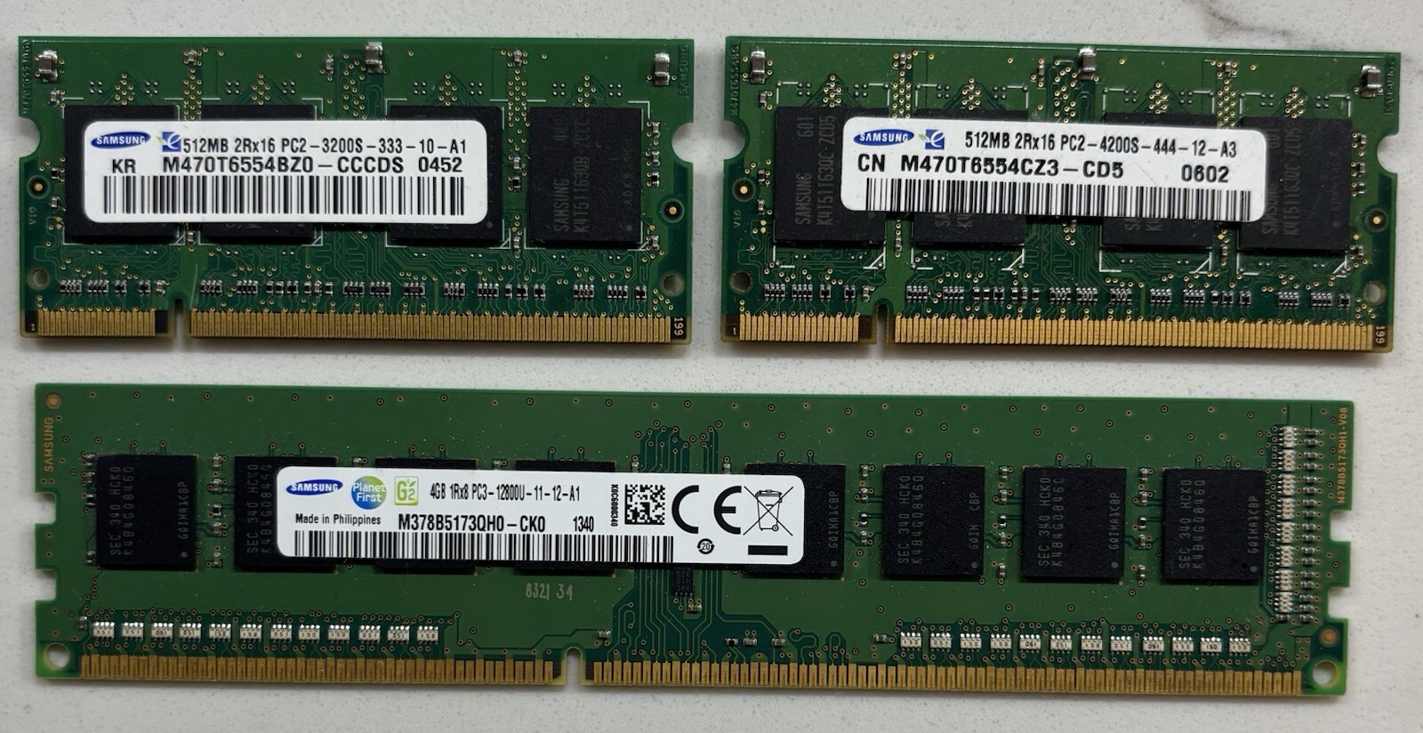 SAMSUNG 4GB 2RX8 PC2 & 512 MB Server RAM Set Of 3