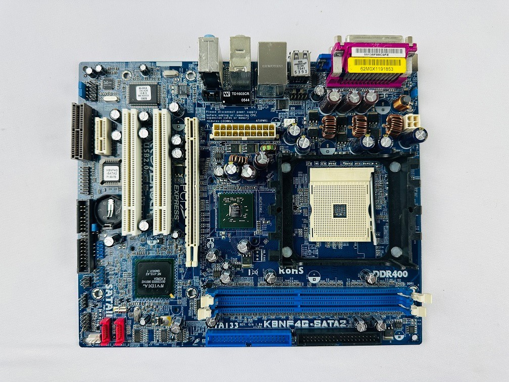 ASRock K8NF4G-SATA2 Motherboard