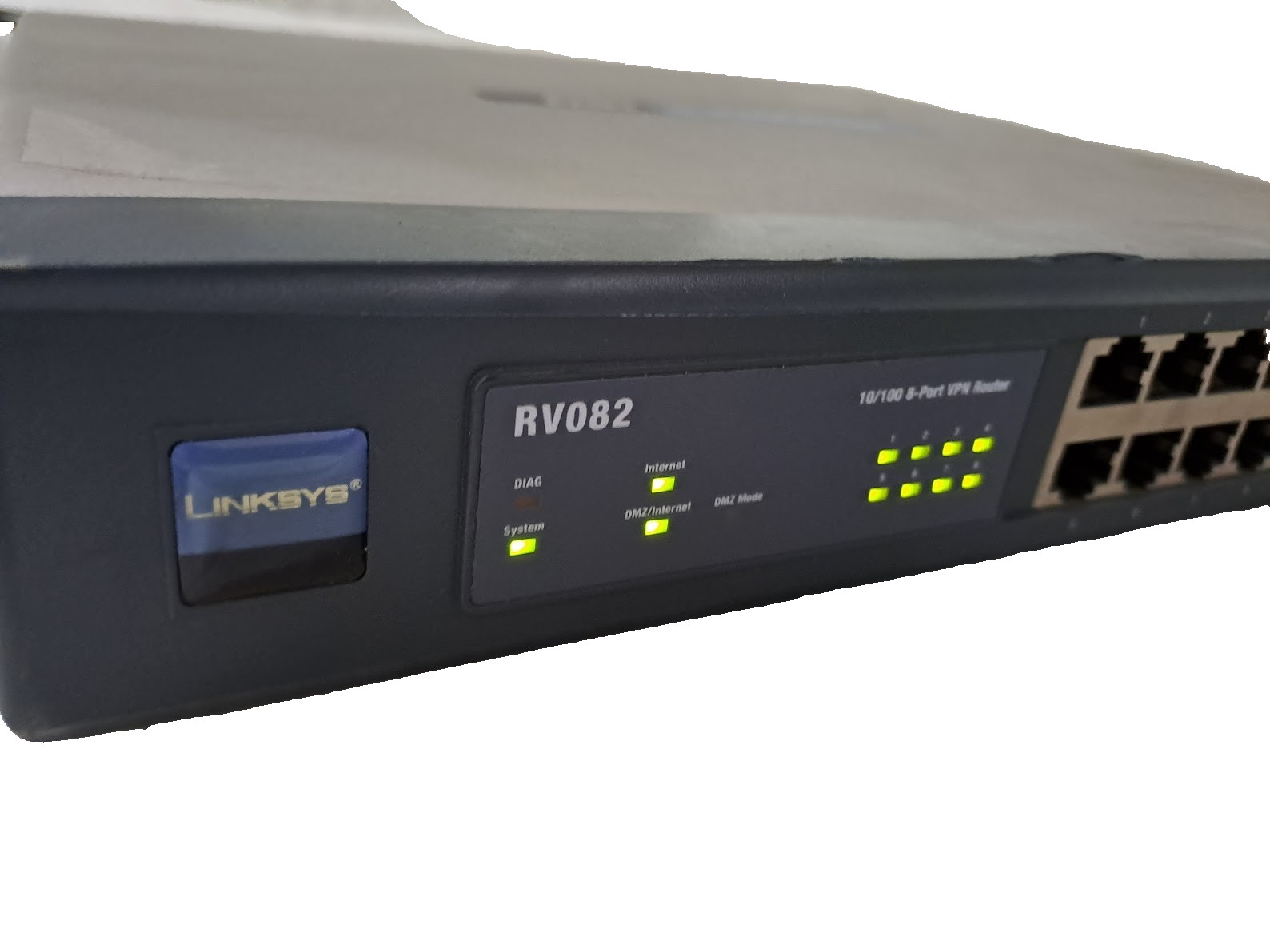 LINKSYS RV082 V2 10/100 8-PORT VPN ROUTER