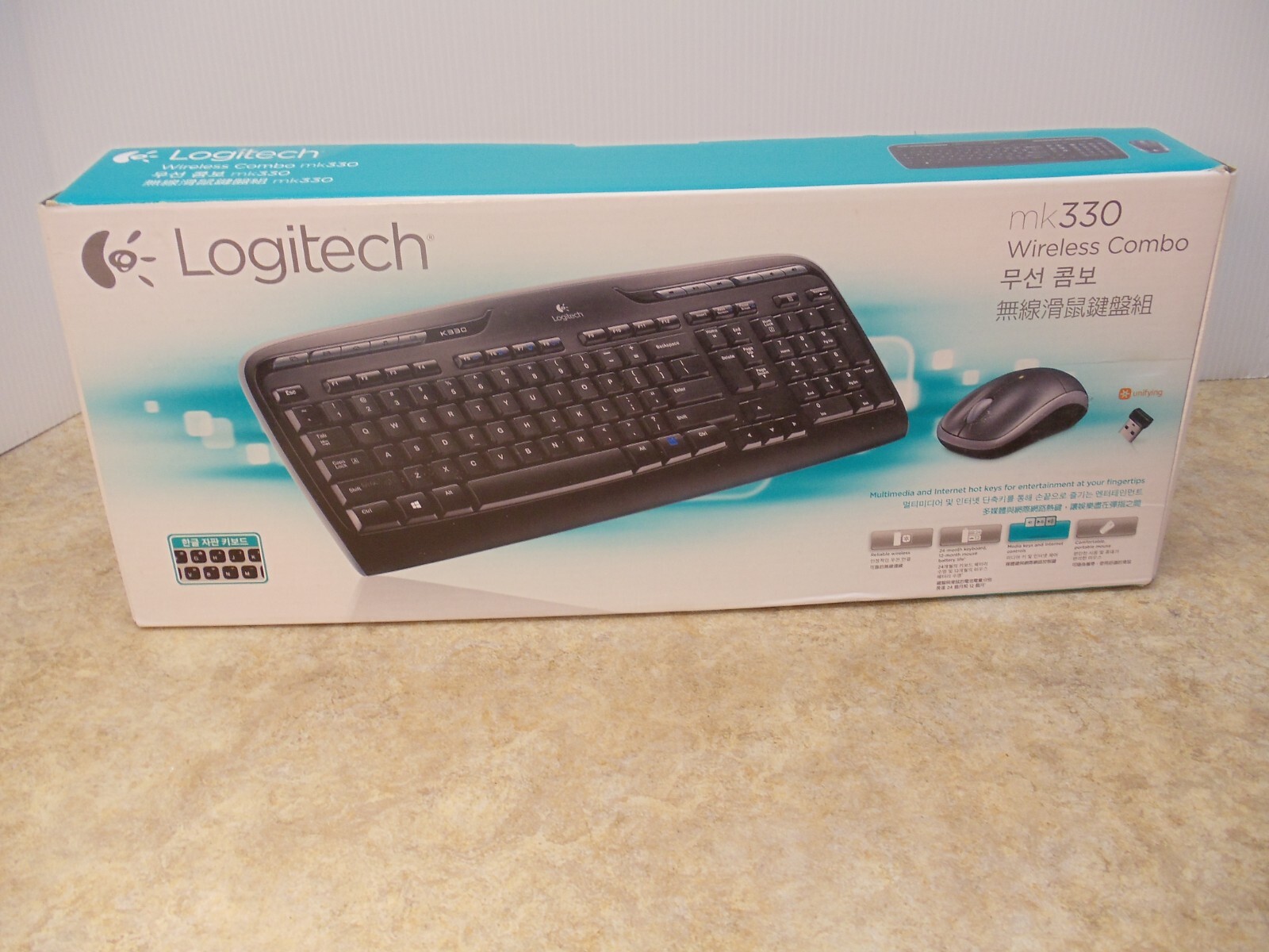 Logitech MK330 Wireless Keyboard and Mouse Combo for Windows, 2.4 GHz Black 