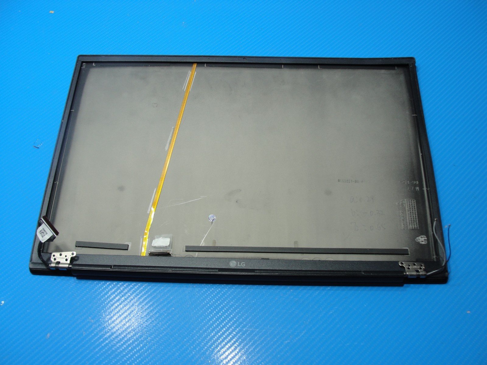 LG Gram 17” 17Z95P Genuine LCD Back Cover w/Front Bezel EAD65882701 Black