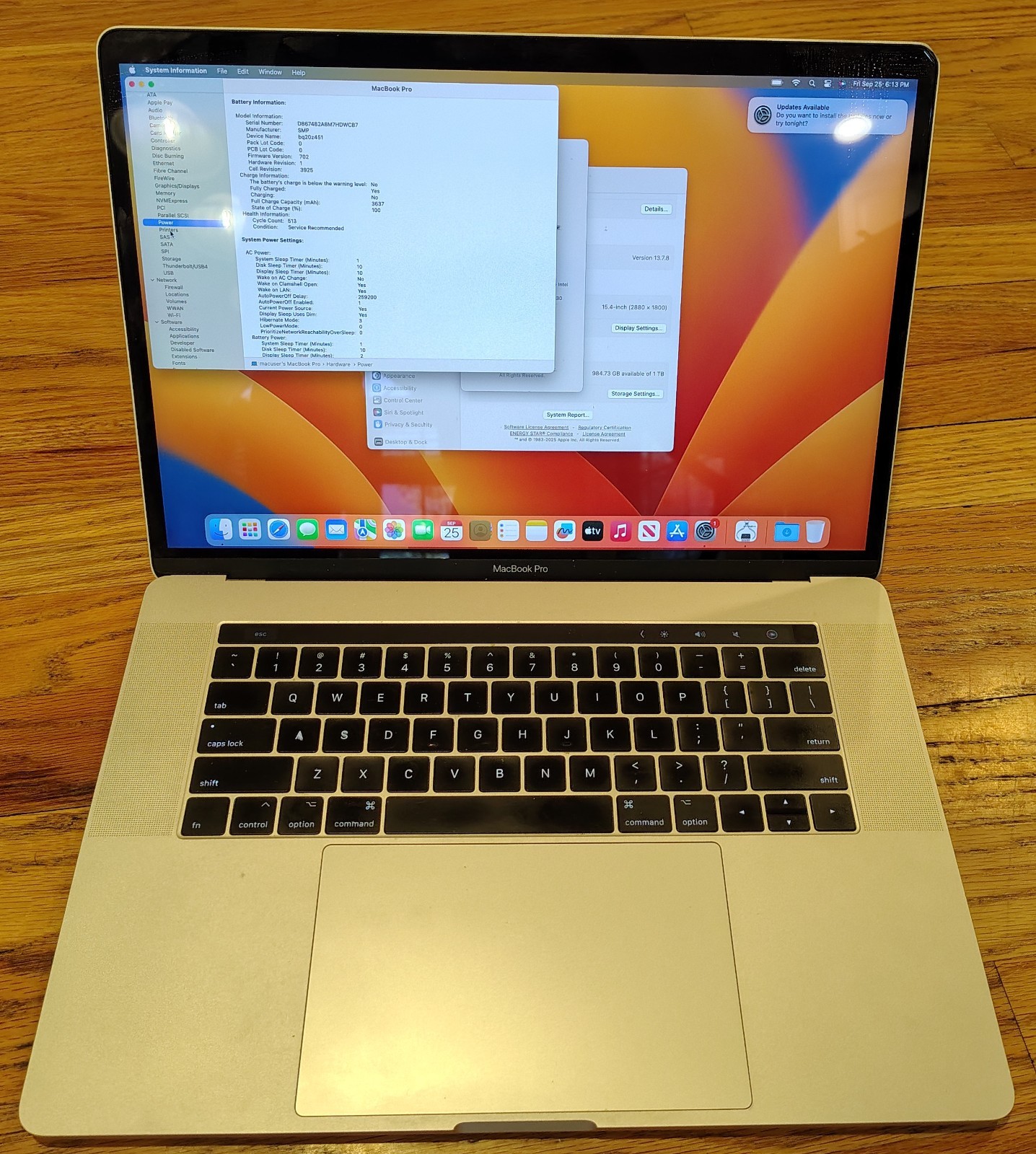 Apple MacBook Pro 15" Touchbar (1TB SSD, 16GB RAM, Core i7-7820HQ 2.90 GHz)