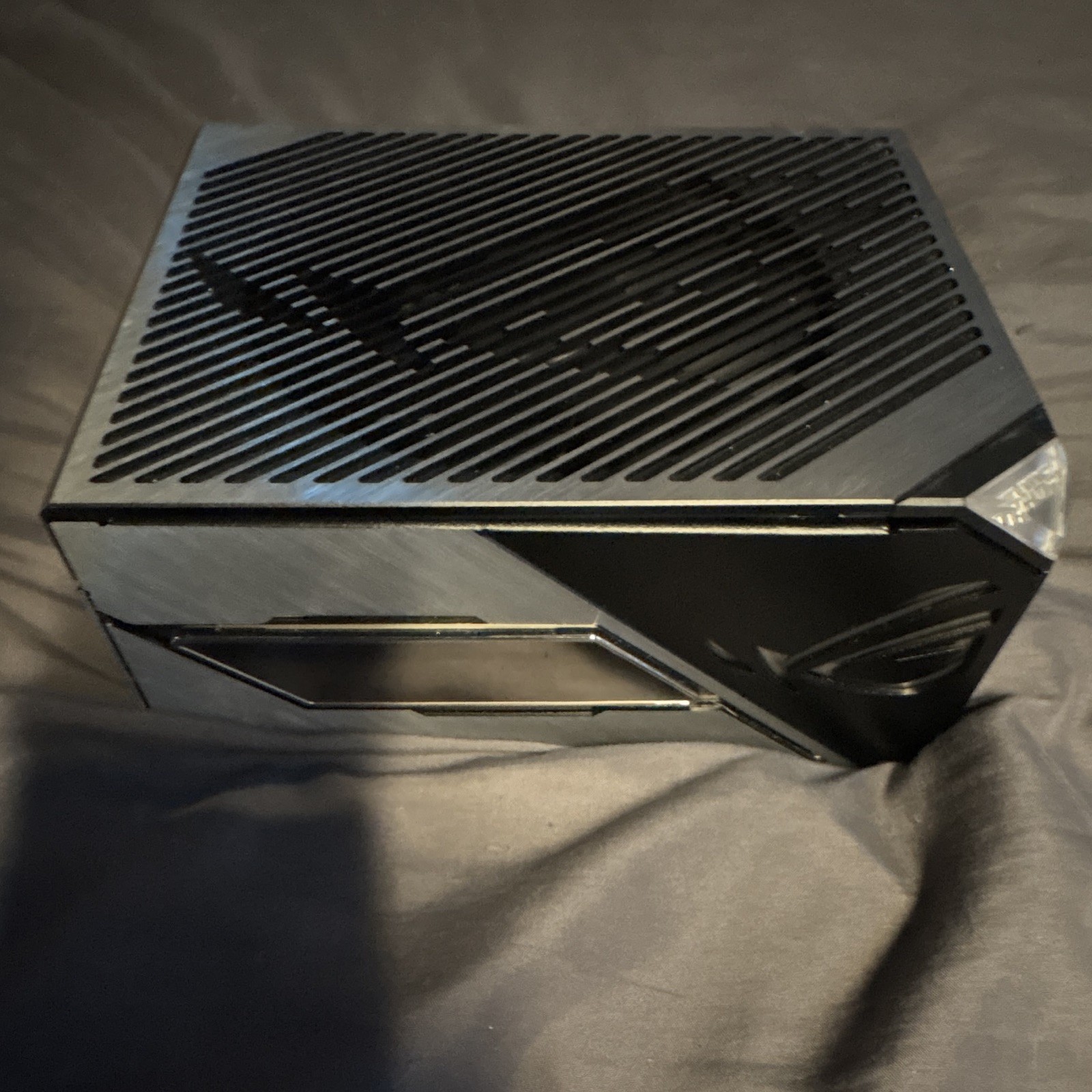 ASUS ROG Thor p3 1000W Modular ATX Power (very good condition) 10 year warranty 