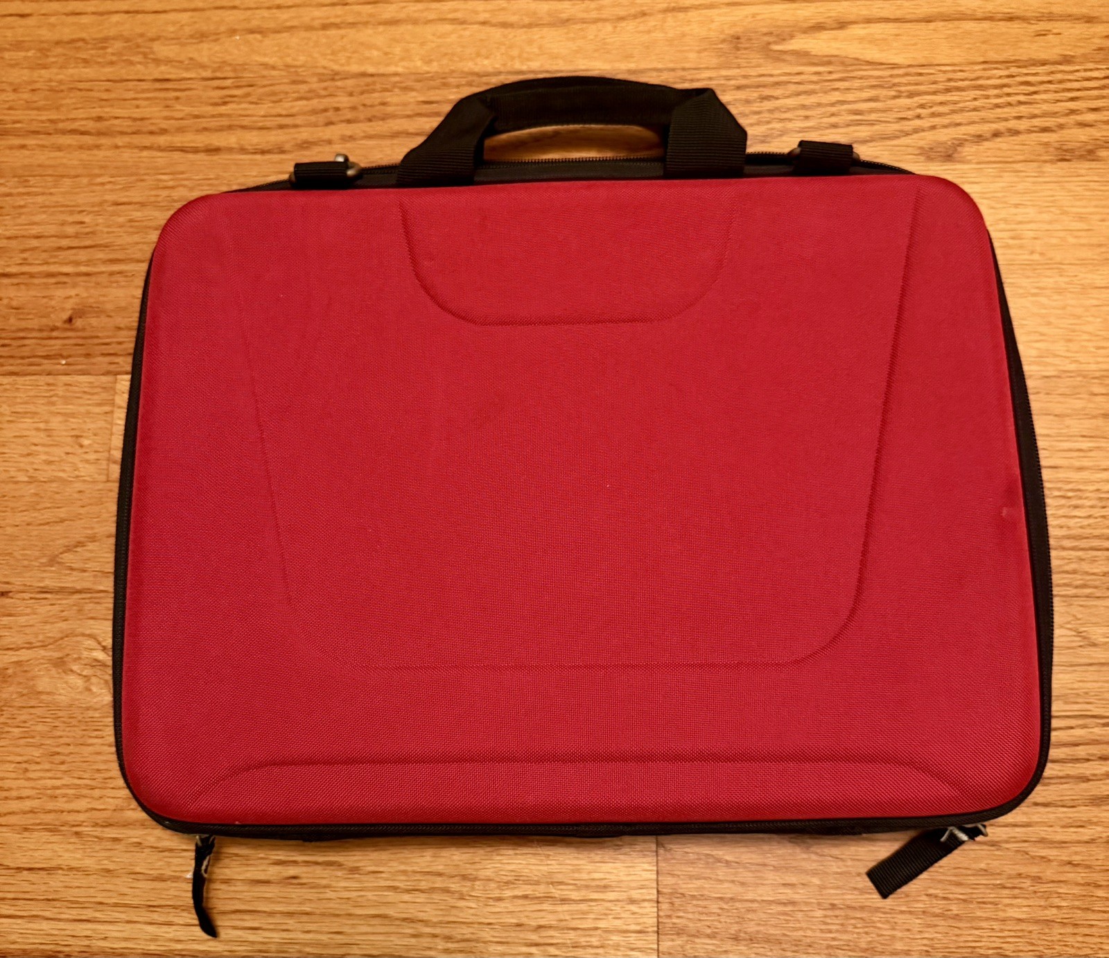 CompuCase Red & Black Laptop PC Hard Shell Case Several Pockets & Carrying Strap