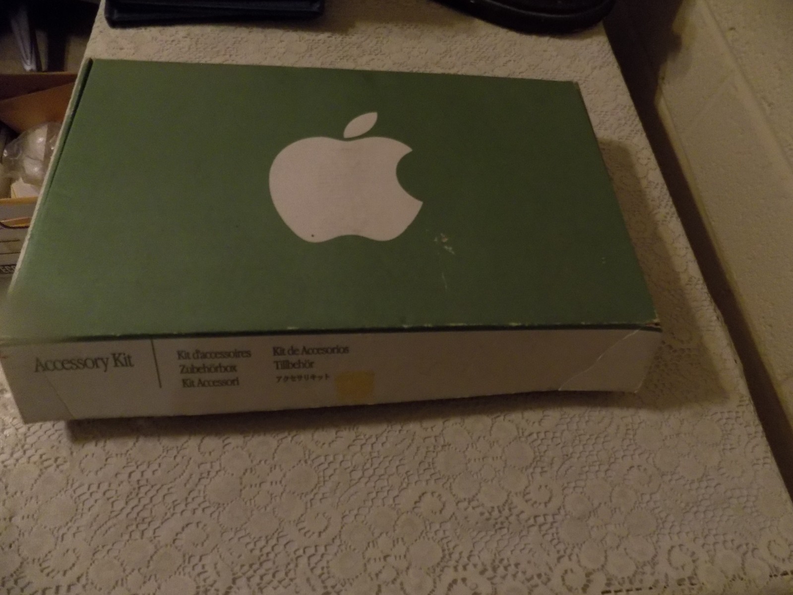 Vintage Apple Macintosh Accessory Kit System Disk Manuals Box 1998