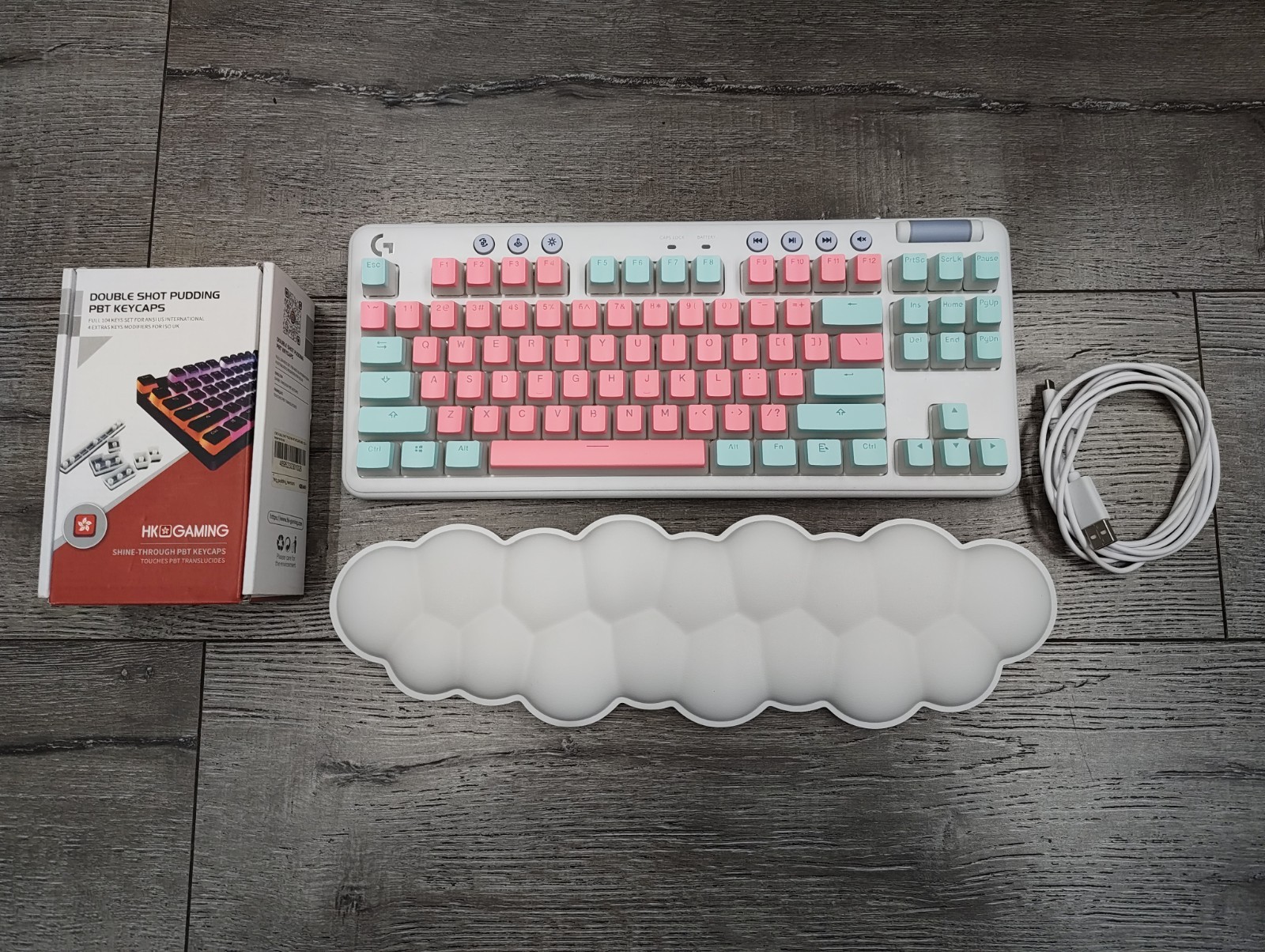 Logitech G715 TKL Wireless Mechanical Tactile Gaming Keyboard PC/Mac White Mist