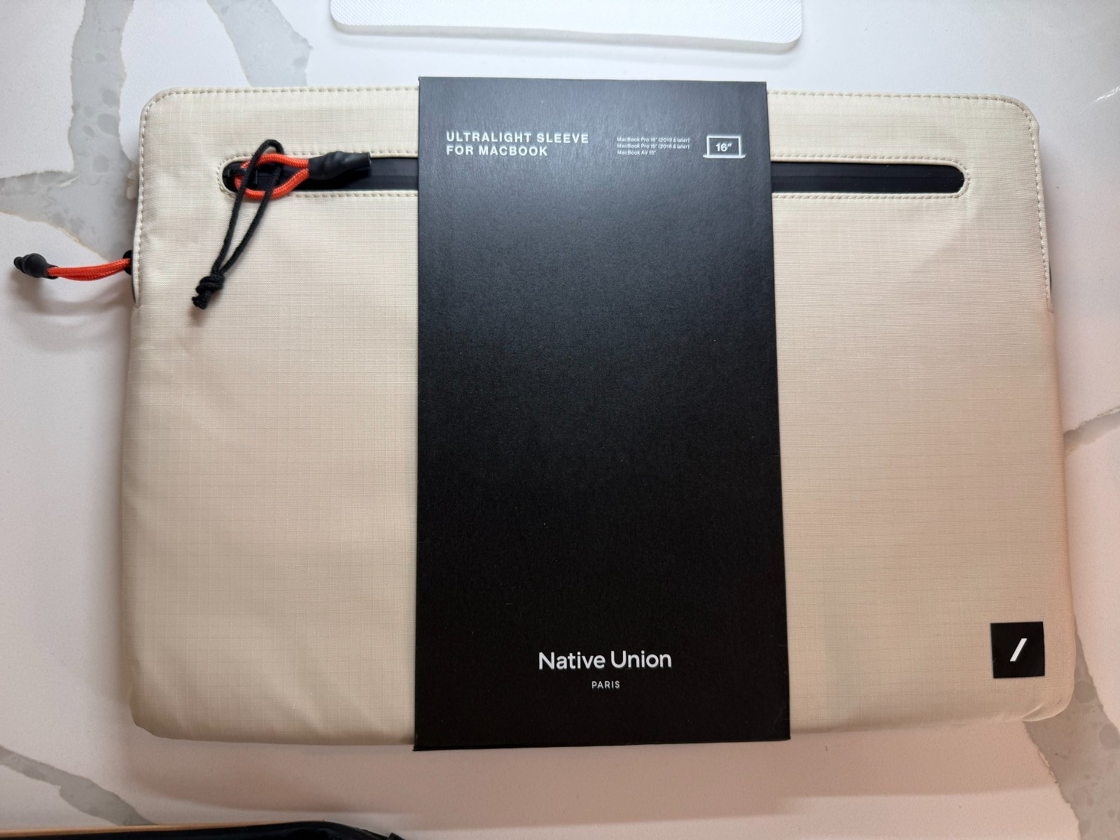 Native Union Ultralight MacBook Sleeve 16in Sandstone Recycled Ripstop NEW