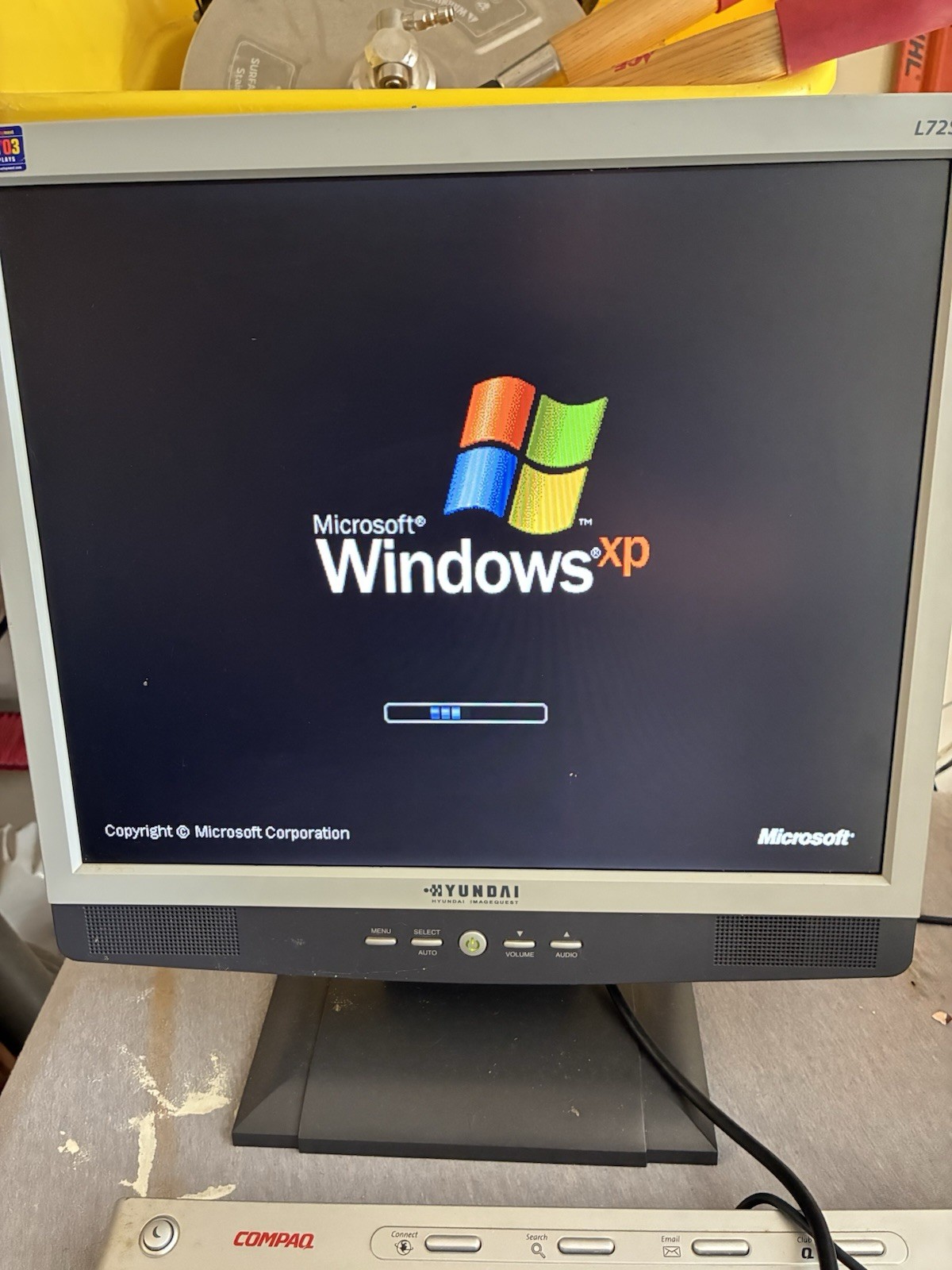 Hyundai L72S Computer Monitor Tested