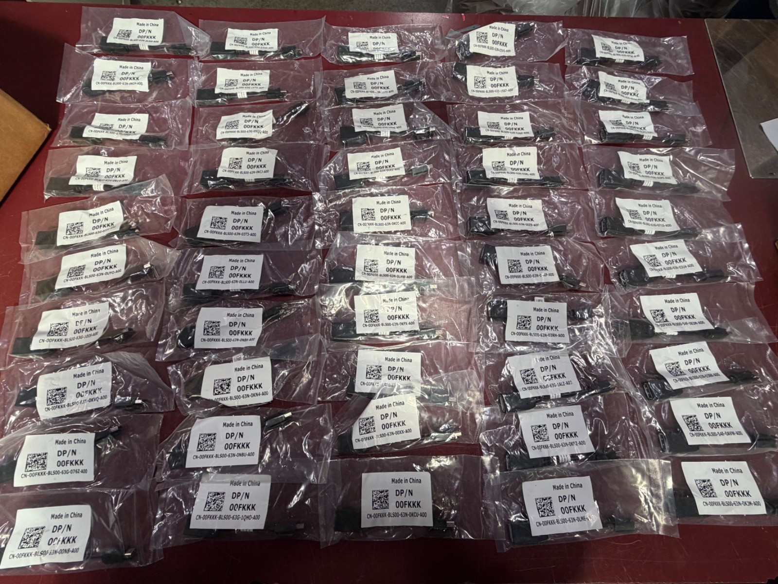 Lot of 200 DP/N 00FKKK Dell DisplayPort to Mini DisplayPort Adapters