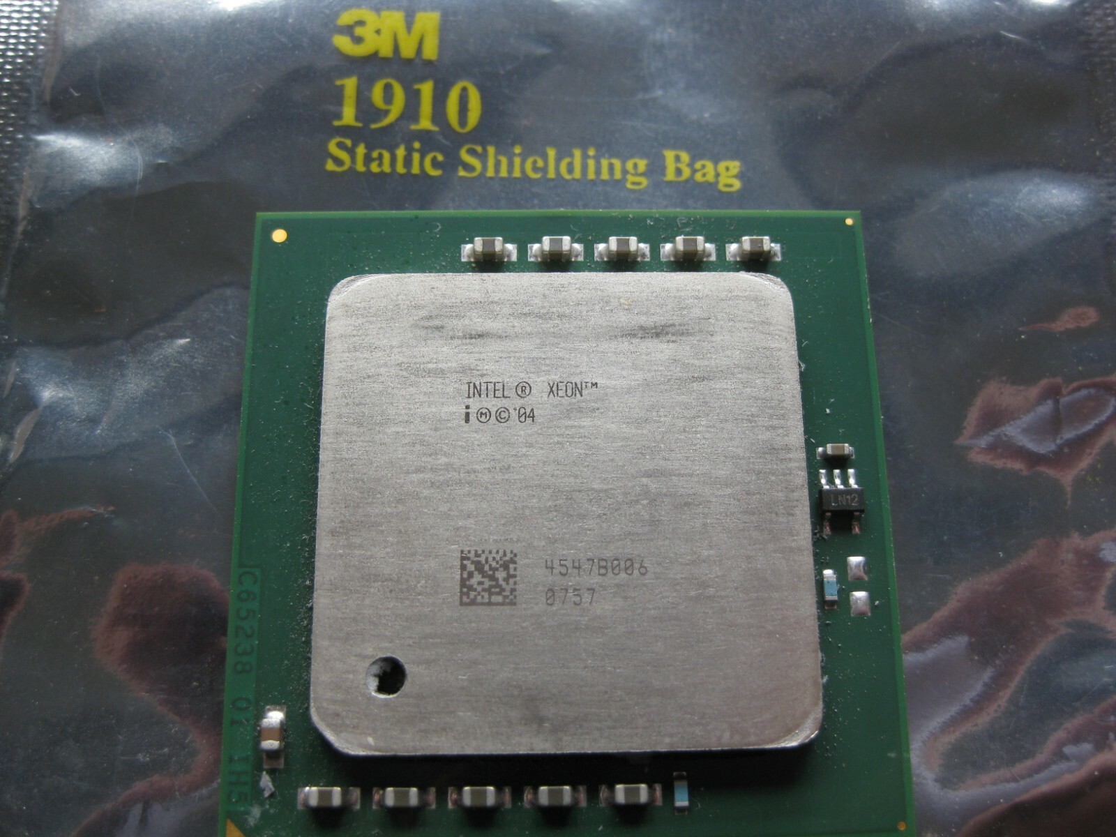 Intel Socket 604 Xeon SL72F CPU Processor 2.80GHz 512KB L2 Cache 533MHz FSB