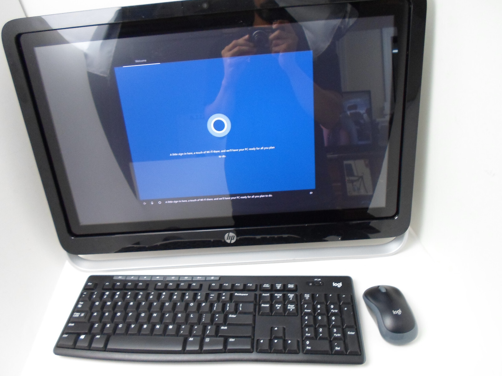 HP TouchSmart All-In-One 23-h024 PC 1TB GHZ 8GB AMD A6 *TOUCHSCREEN NOT WORKING