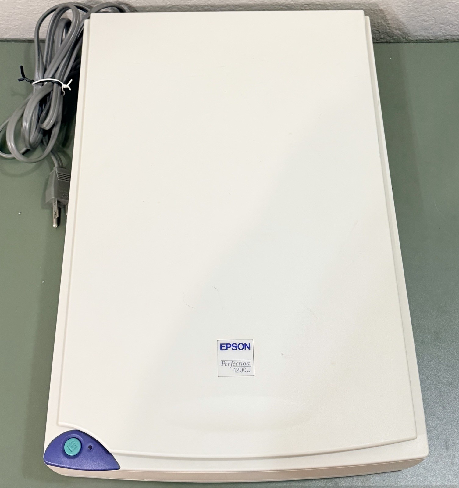 Epson Perfection 1200U Flatbed Scanner 600x1200 DPI CCD USB G752A