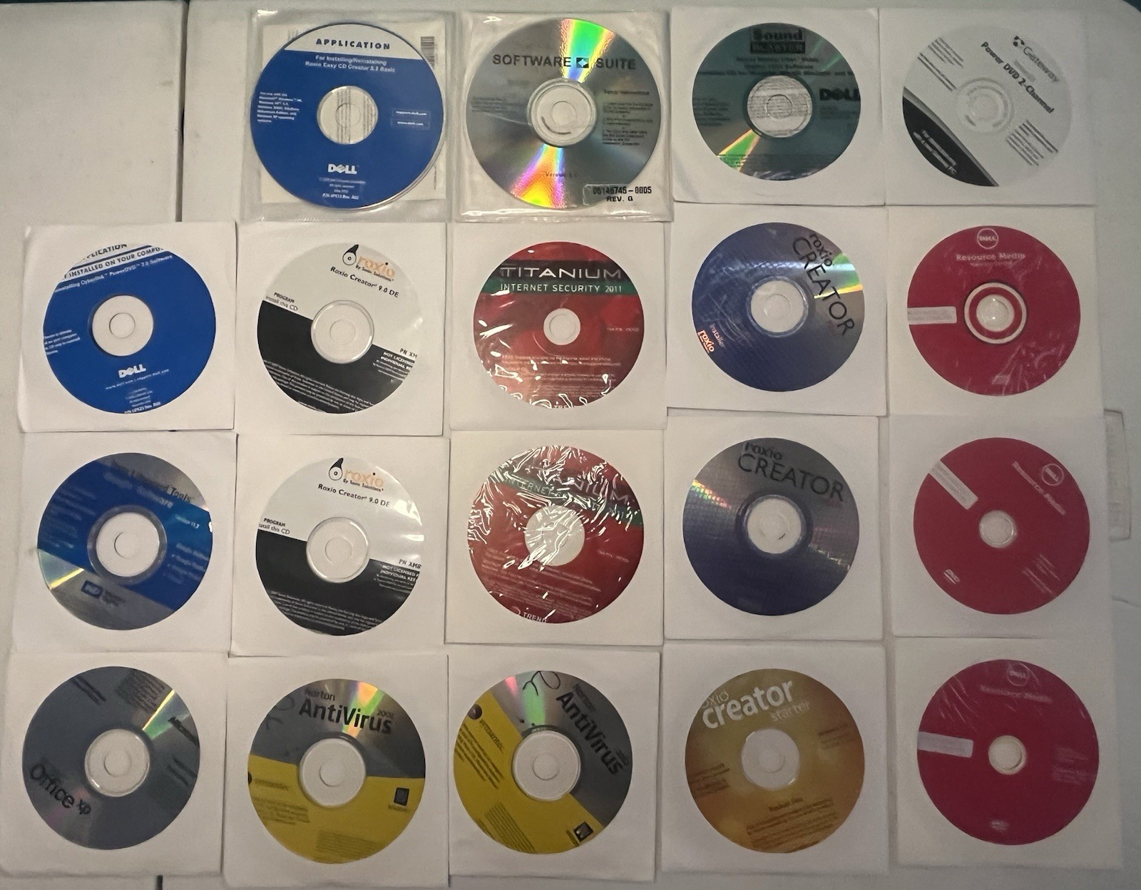 PC Drivers Utilities Backup Media Recovery Software (19) Factory Sealed Disk Lot