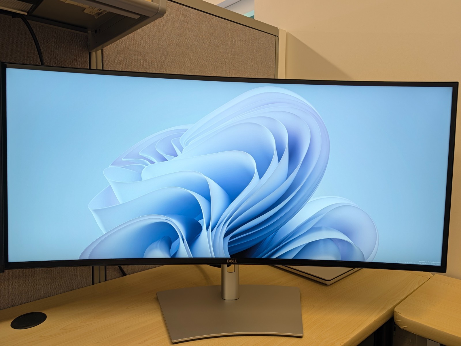 Dell UltraSharp 40 Curved WUHD Monitor - U4021QW