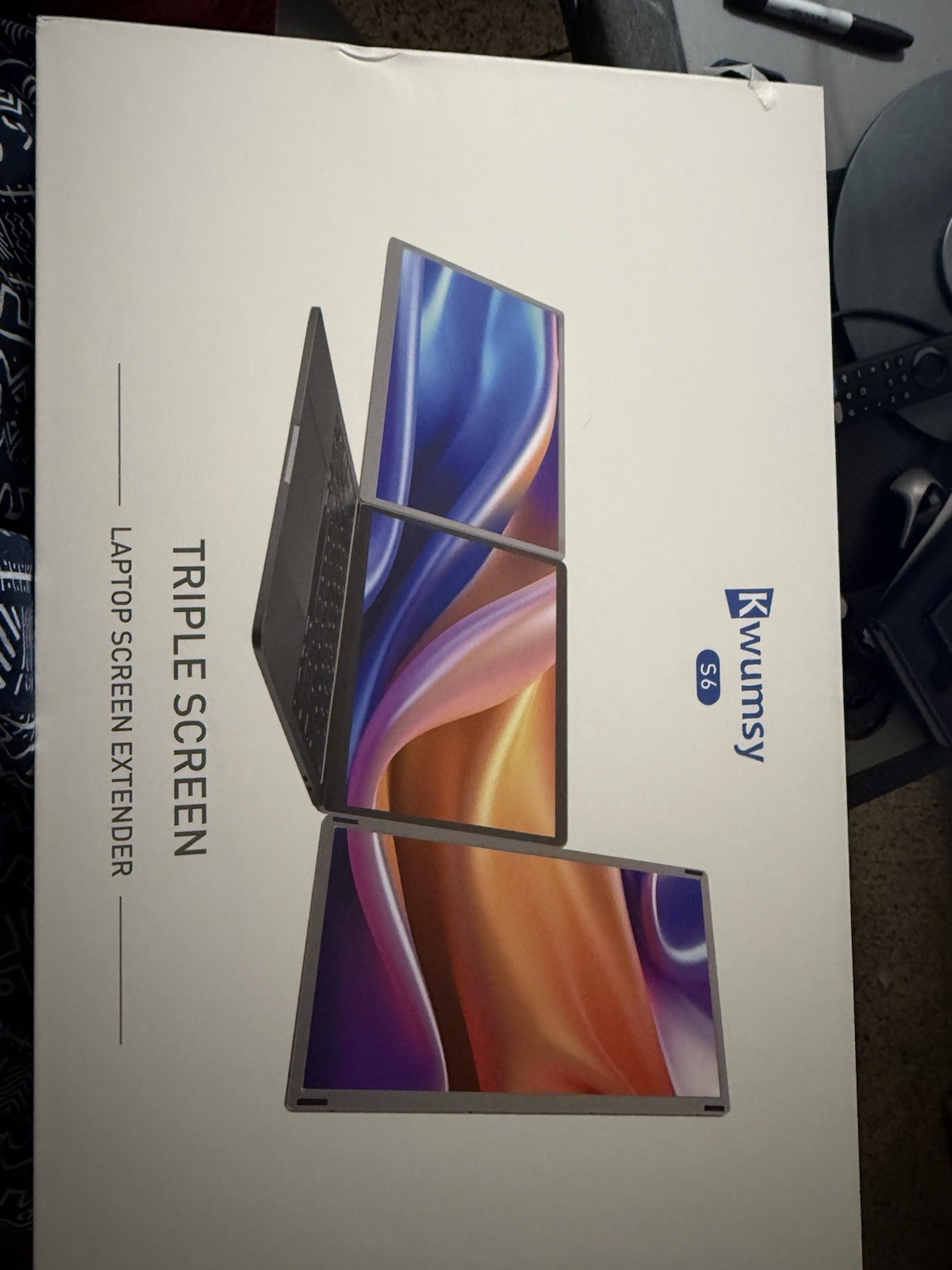 Kwumsy S6 Triple Screen Laptop Screen Extender 15.6" 1920x1080p 60hz. Good Deal