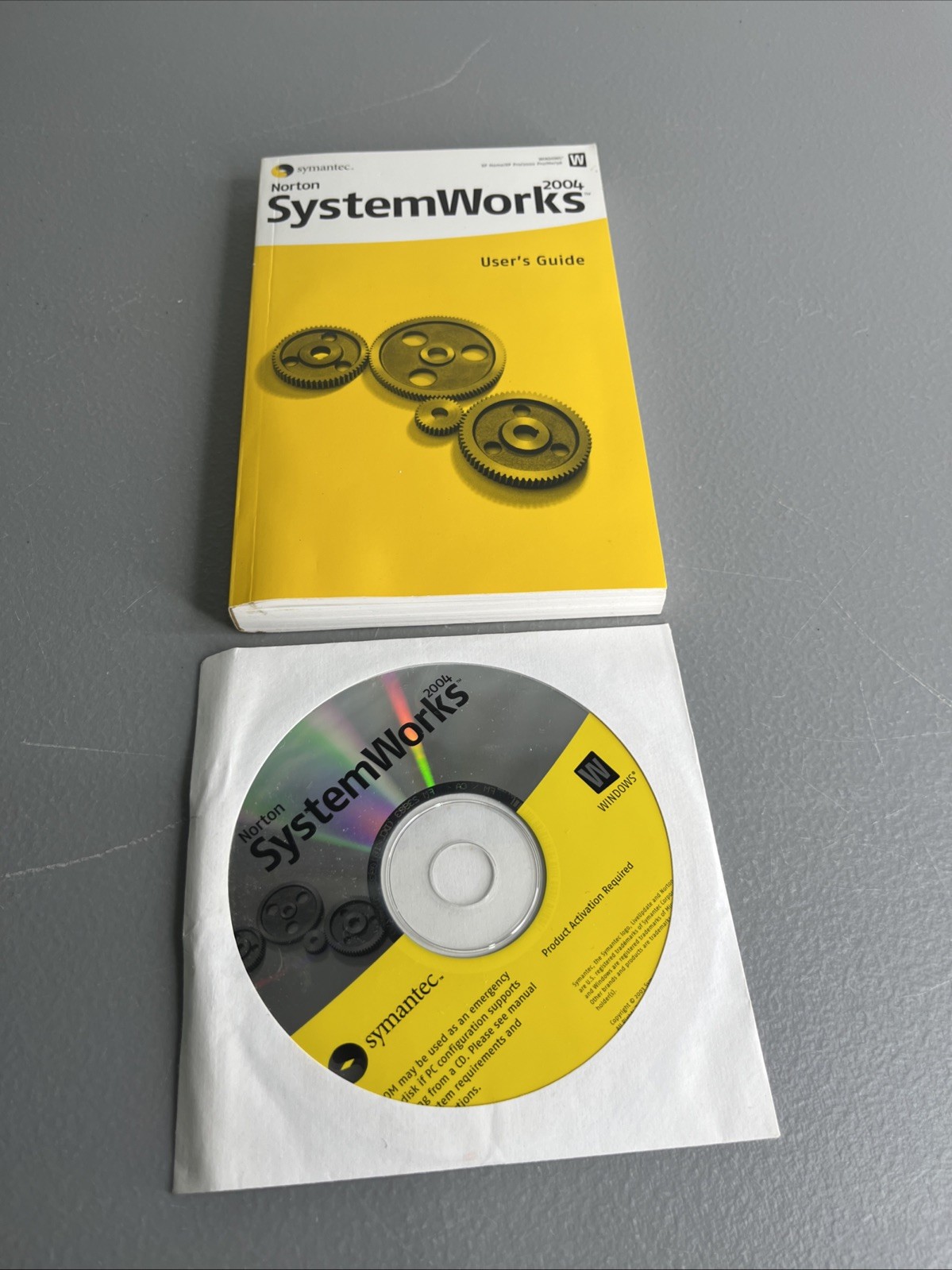 NORTON SYSTEMWORKS 2004 User's Guide and CD for WINDOWS 98/XP home/pro, 2000