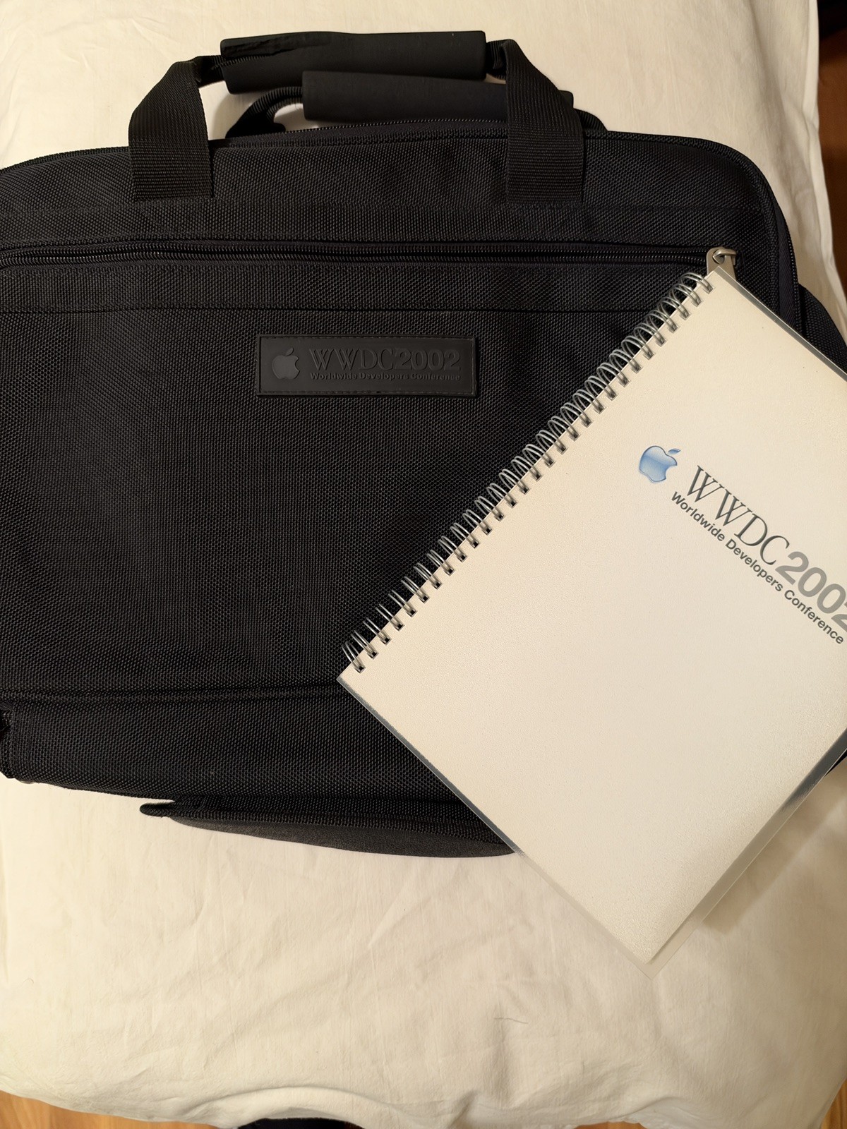 Apple WWDC 2002 Black Gently Used Computer Gear Bag Vintage and Notebook