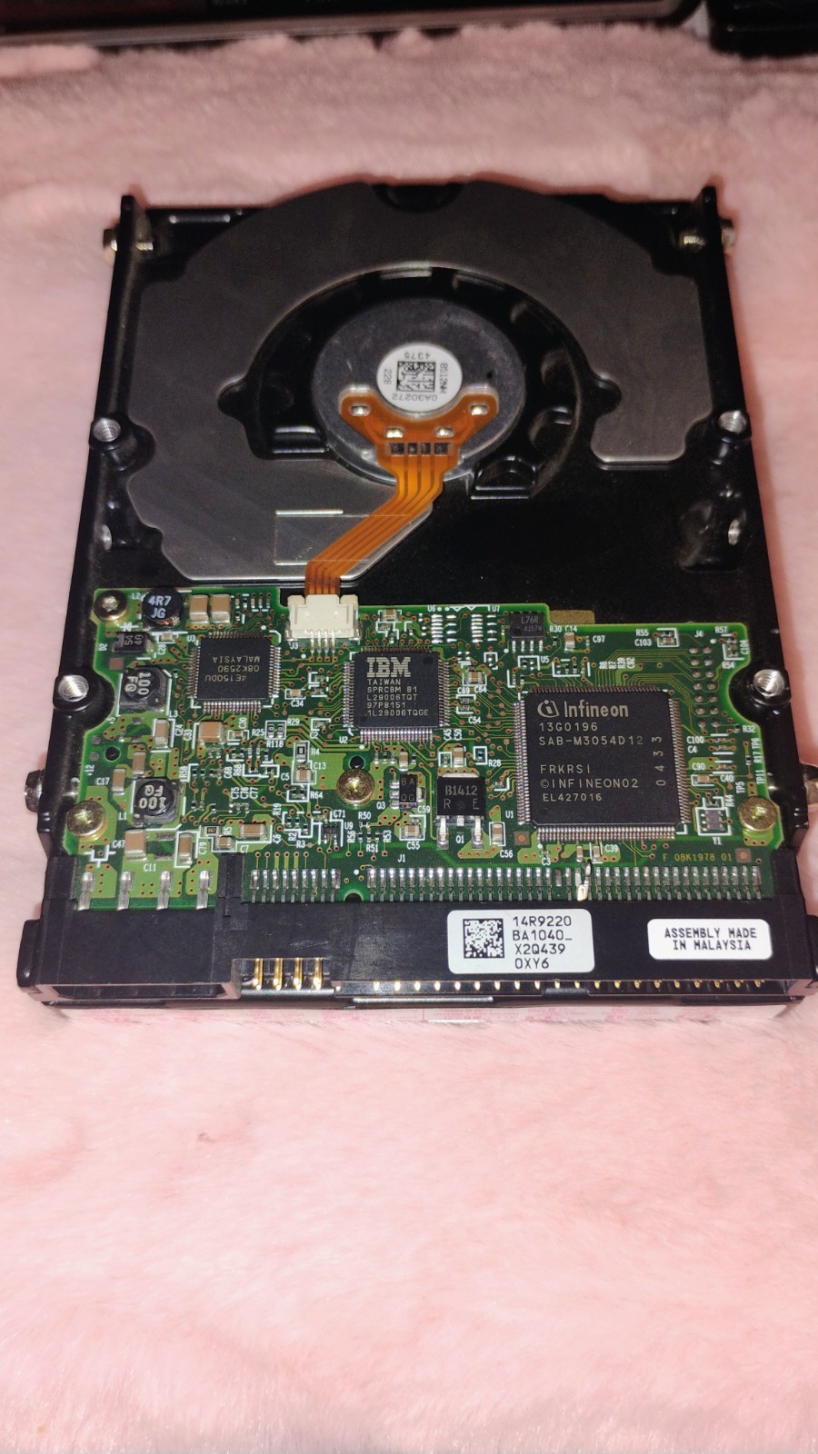 Hitachi Deskstar HDS722516VLAT20 164.7GB 7200RPM 3.5" ATA/IDE Internal HDD