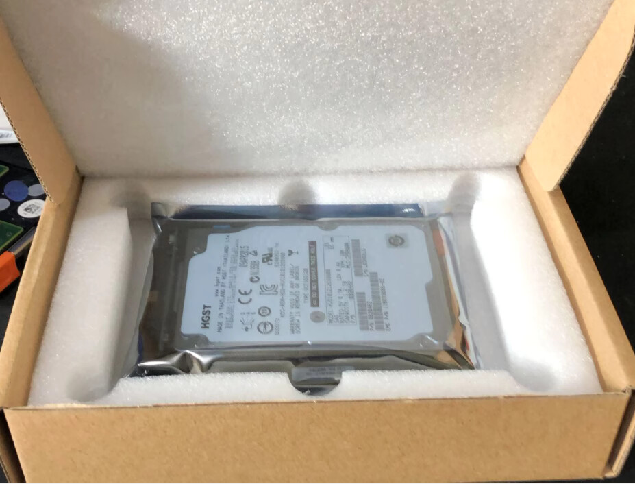EMC D4-2S10-1200 005053152 005053153 1.2TB 10K SAS unit Hard Disk