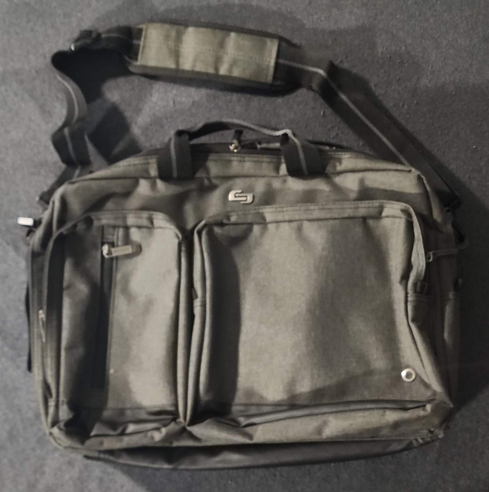 Solo Gray 15 in Laptop Shoulder/Messenger Bag Polyester Padded Adjustable Strap