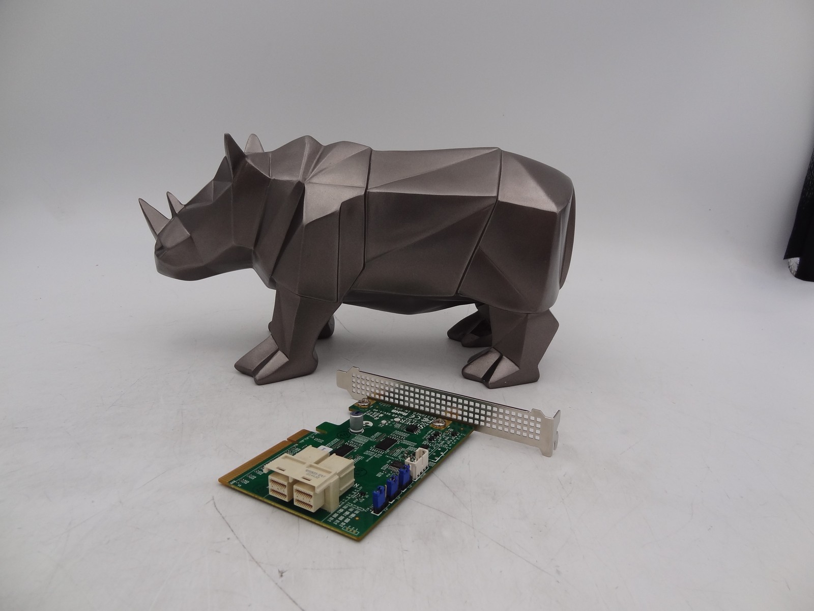 SuperMicro AOC-SLG3-2E4R 2 Port Gen 3 Internal NVMe HBA
