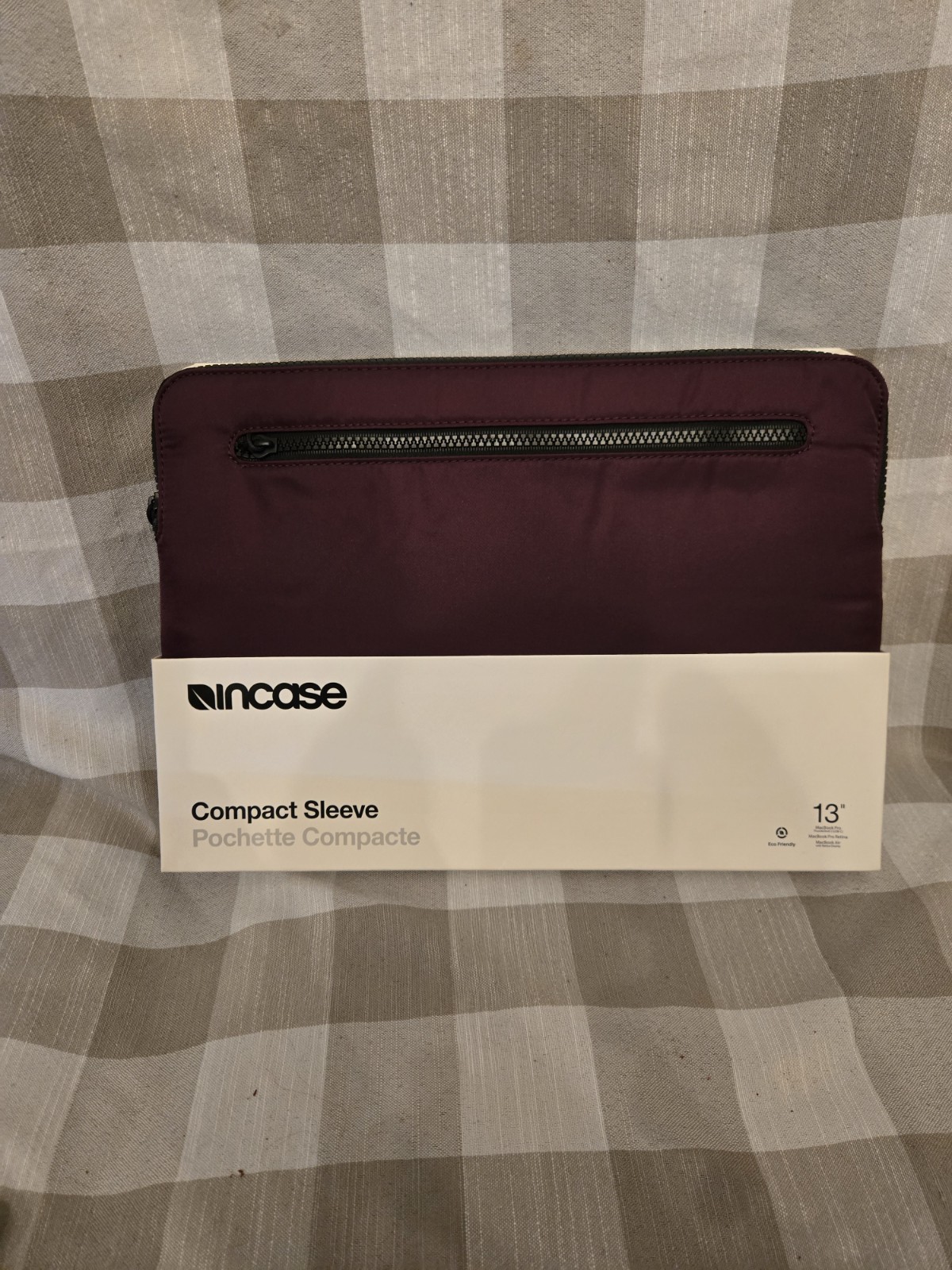 Incase Compact Sleeve 13in for MacBook Pro/Air Padded Polyester Purple Zip