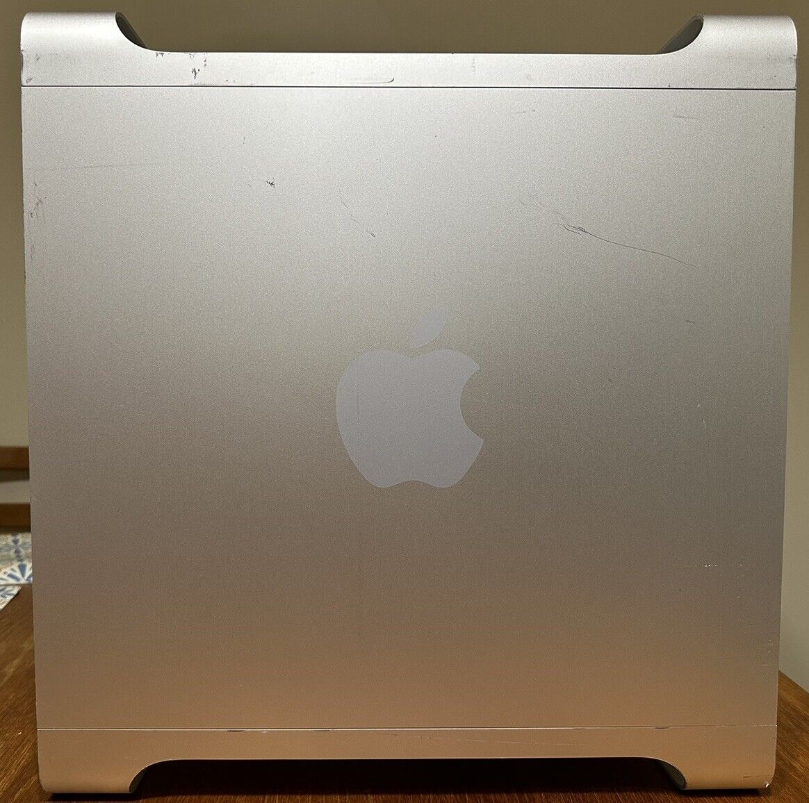 Apple Power Mac G5 Dual 2GHz. 2GB RAM, 150GB HHD, OSX 10.4