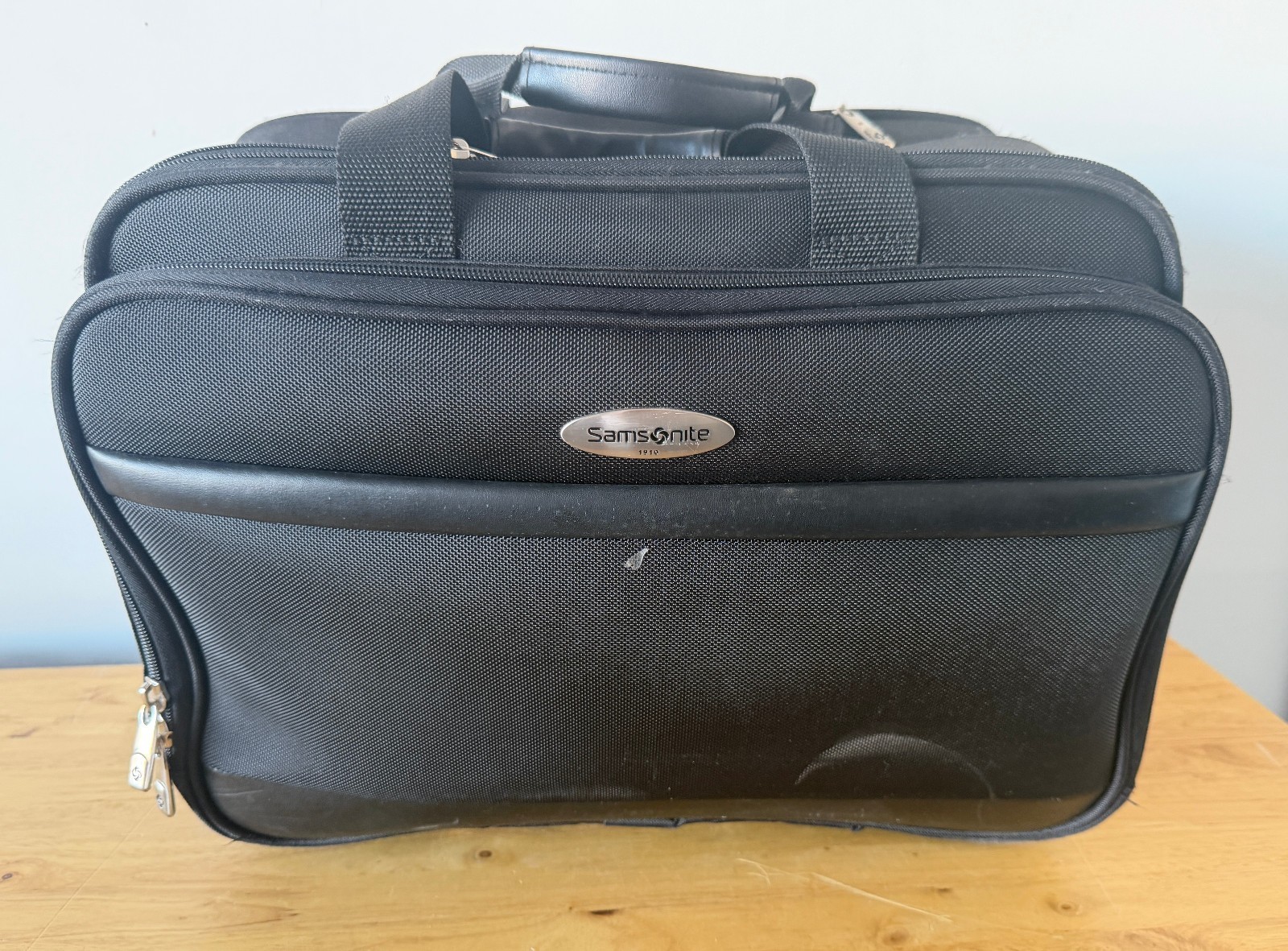 Samsonite Rolling Laptop Bag Mobile Office with Wheels Briefcase Black
